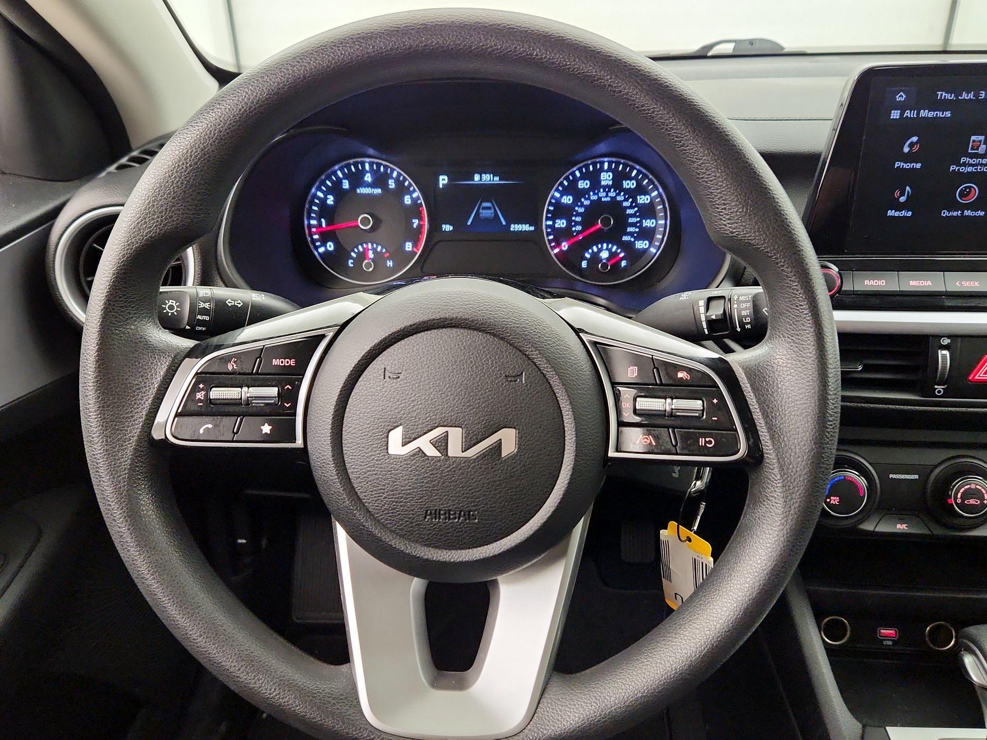 Thumbnail: 2022 Kia Forte - 10