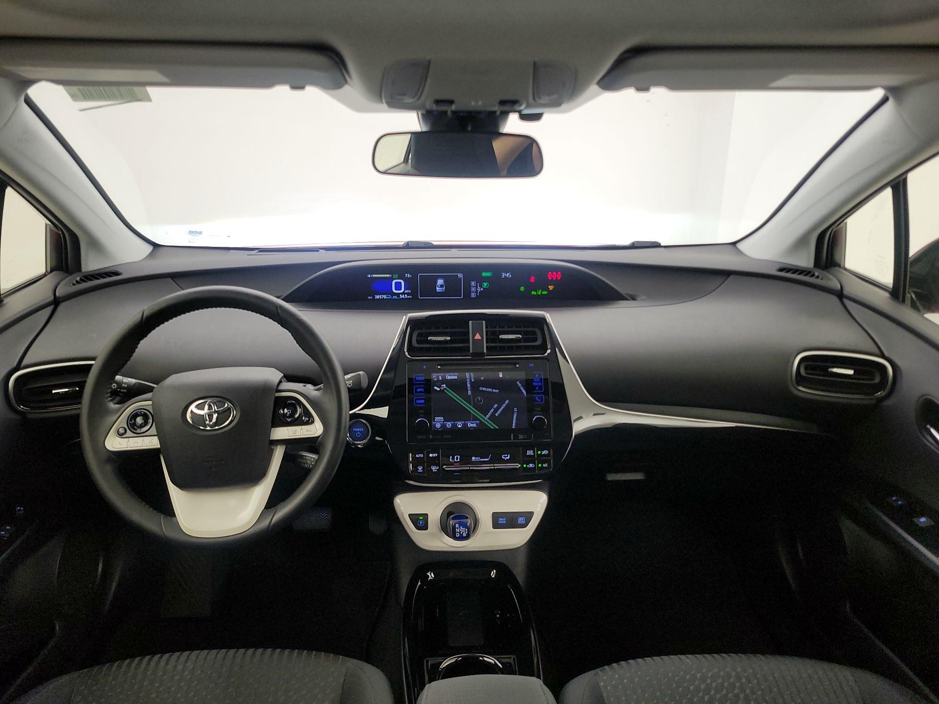 Thumbnail: 2017 Toyota Prius - 9