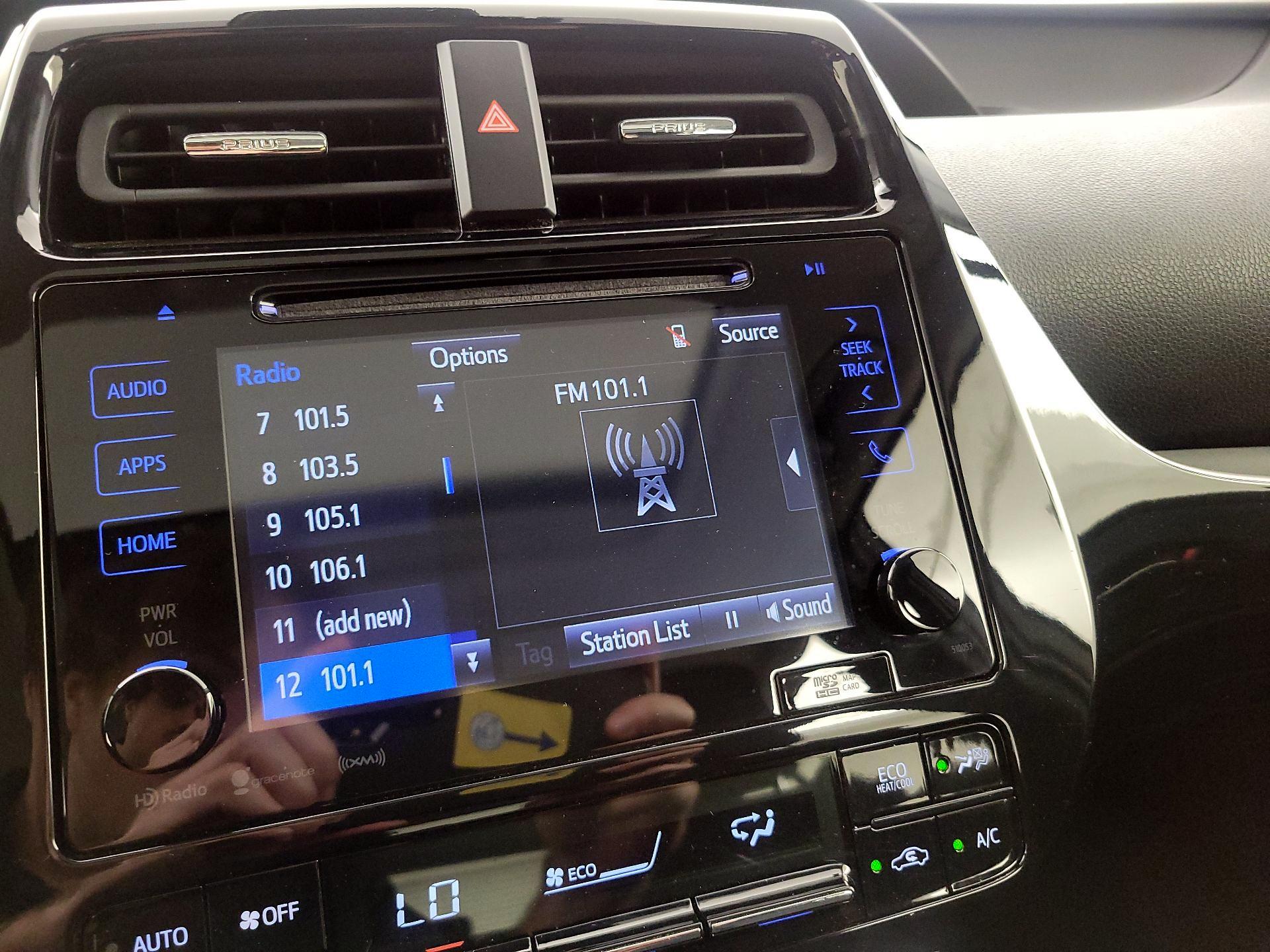 Thumbnail: 2017 Toyota Prius - 16