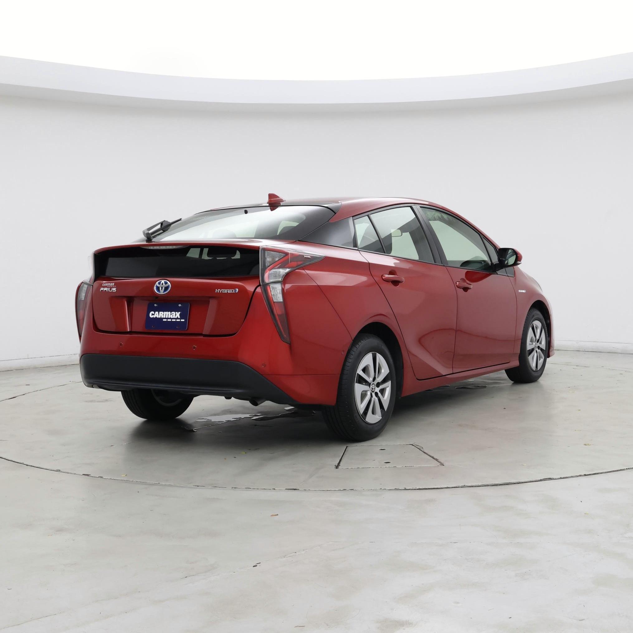 Thumbnail: 2017 Toyota Prius - 8