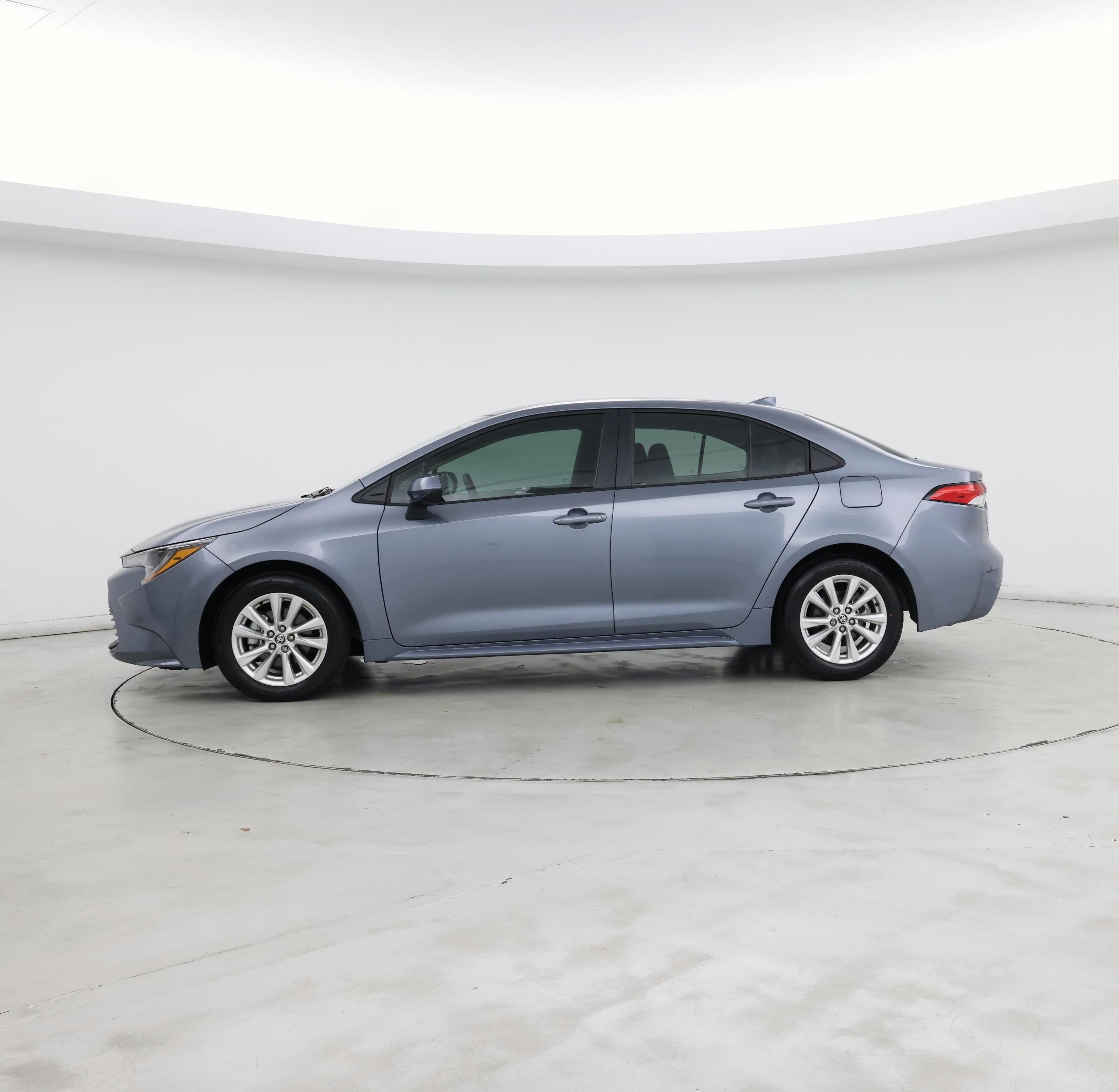 Thumbnail: 2024 Toyota Corolla - 3