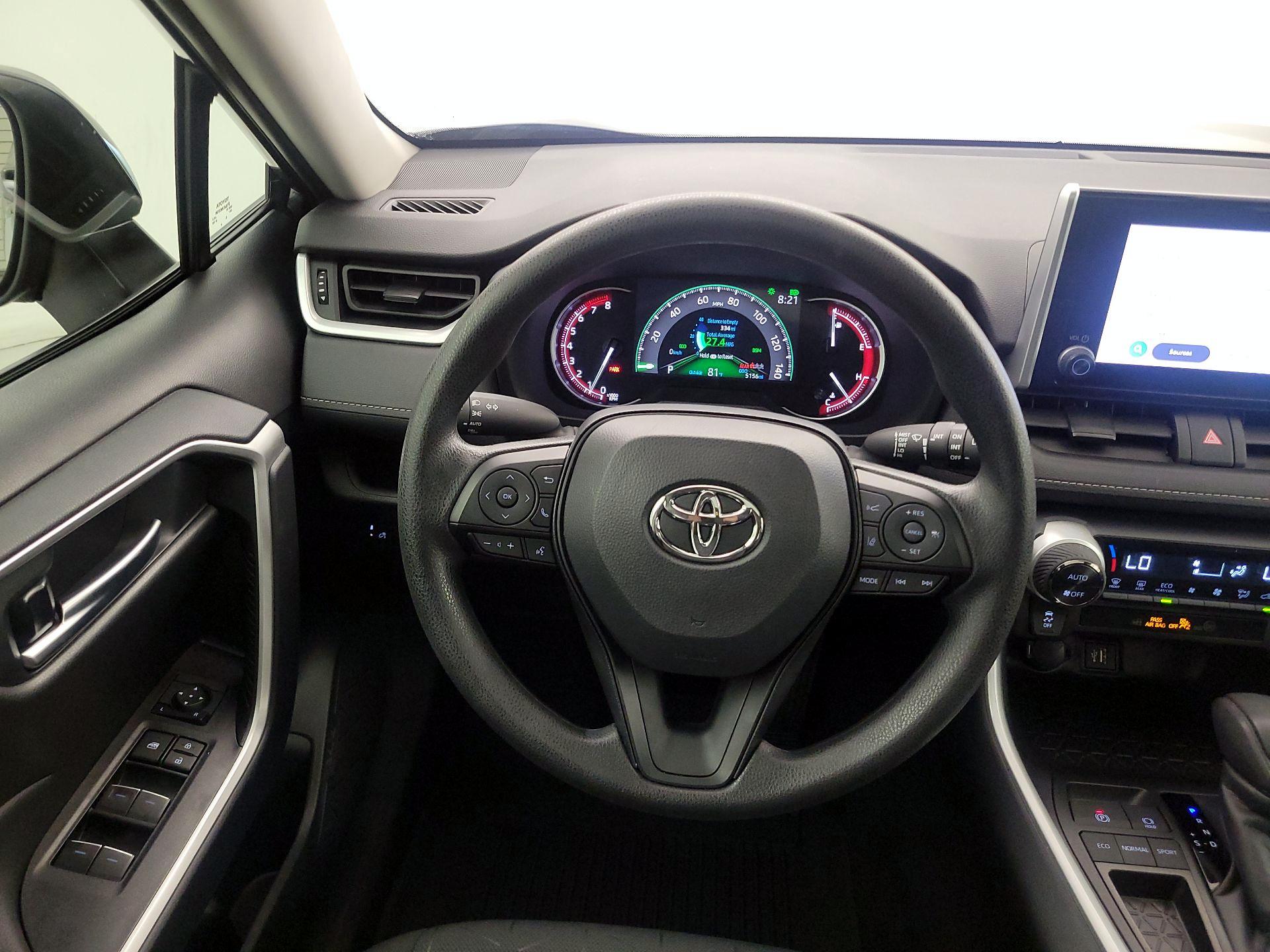 Thumbnail: 2025 Toyota RAV4 - 10