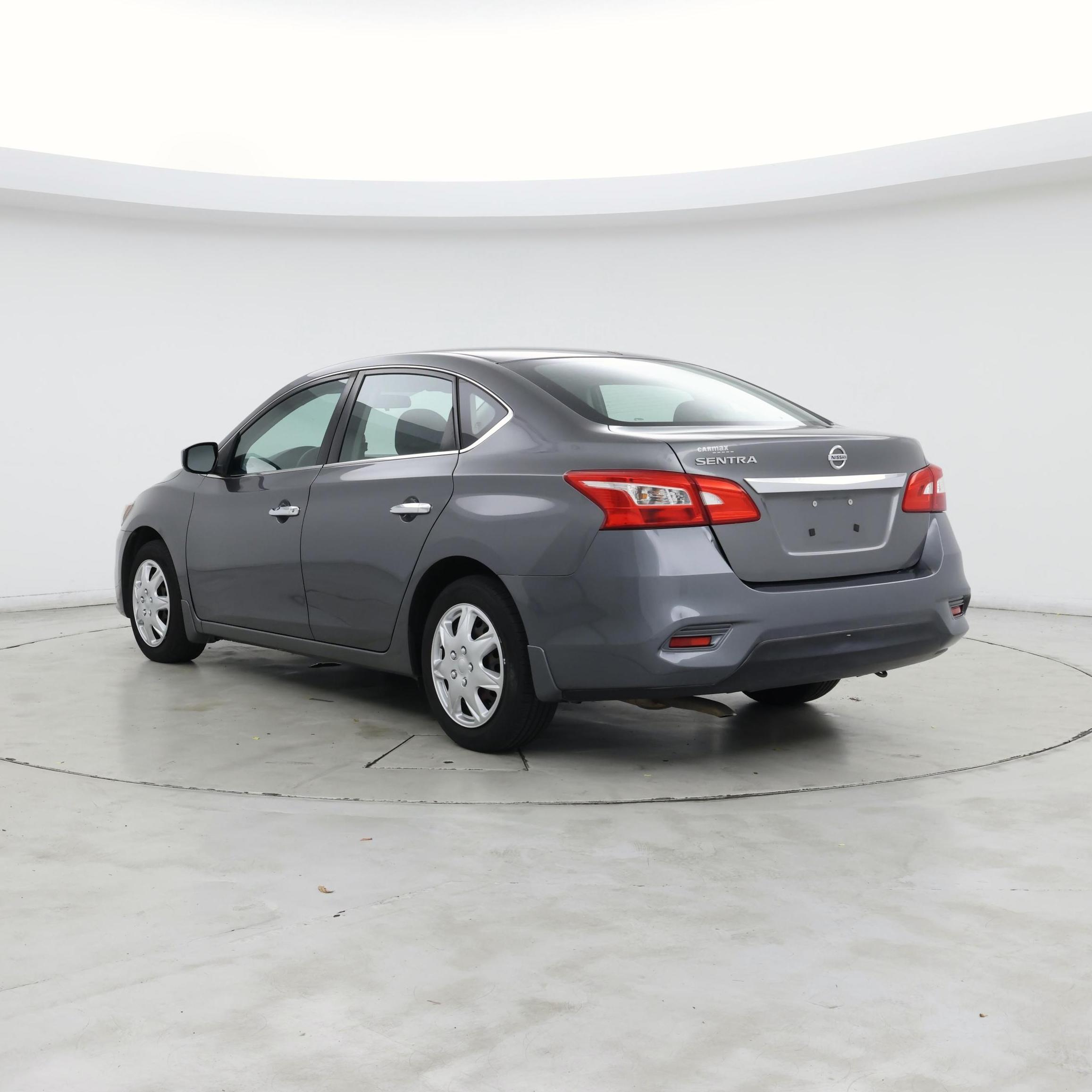 Thumbnail: 2017 Nissan Sentra - 2
