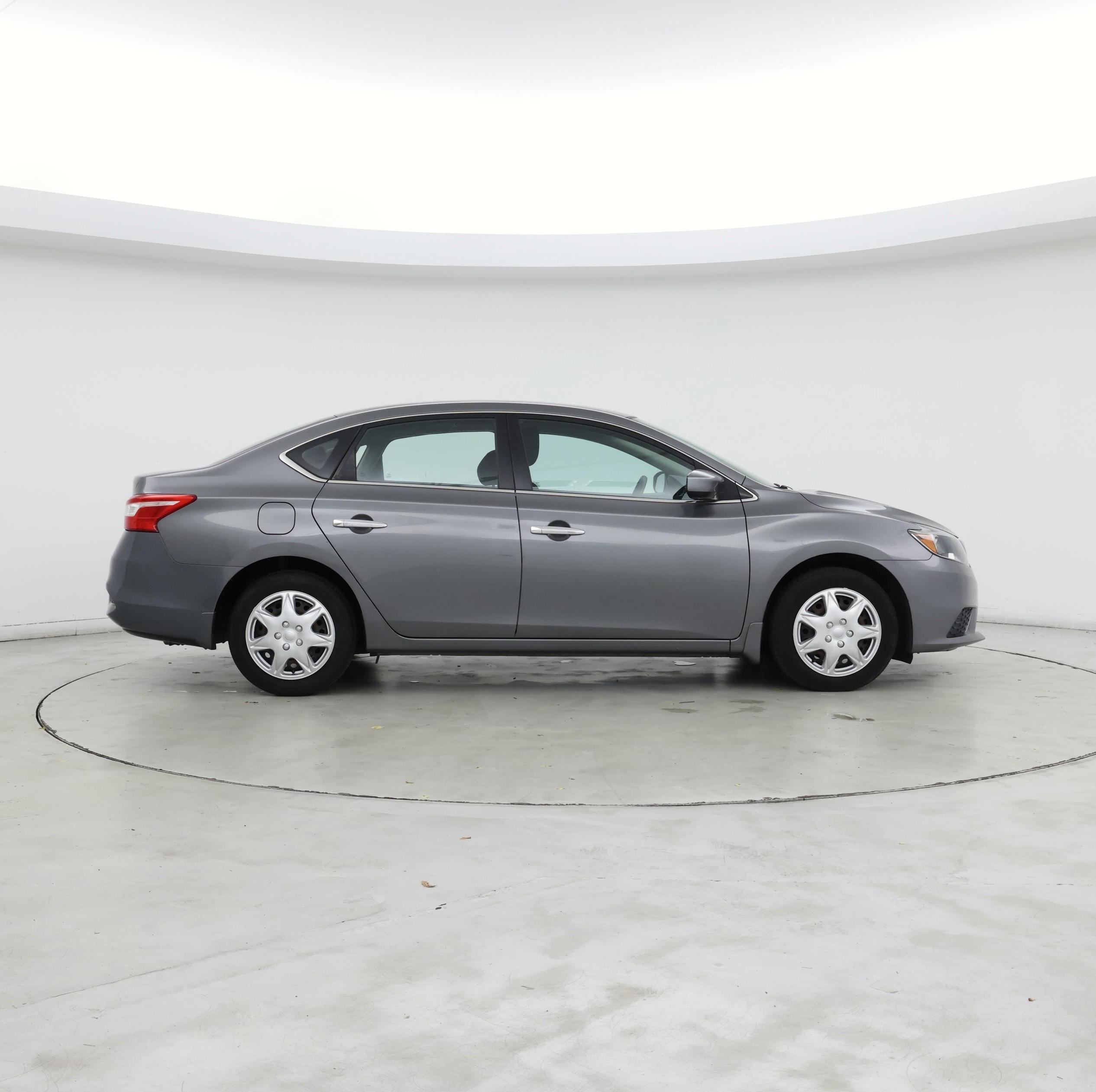 Thumbnail: 2017 Nissan Sentra - 7