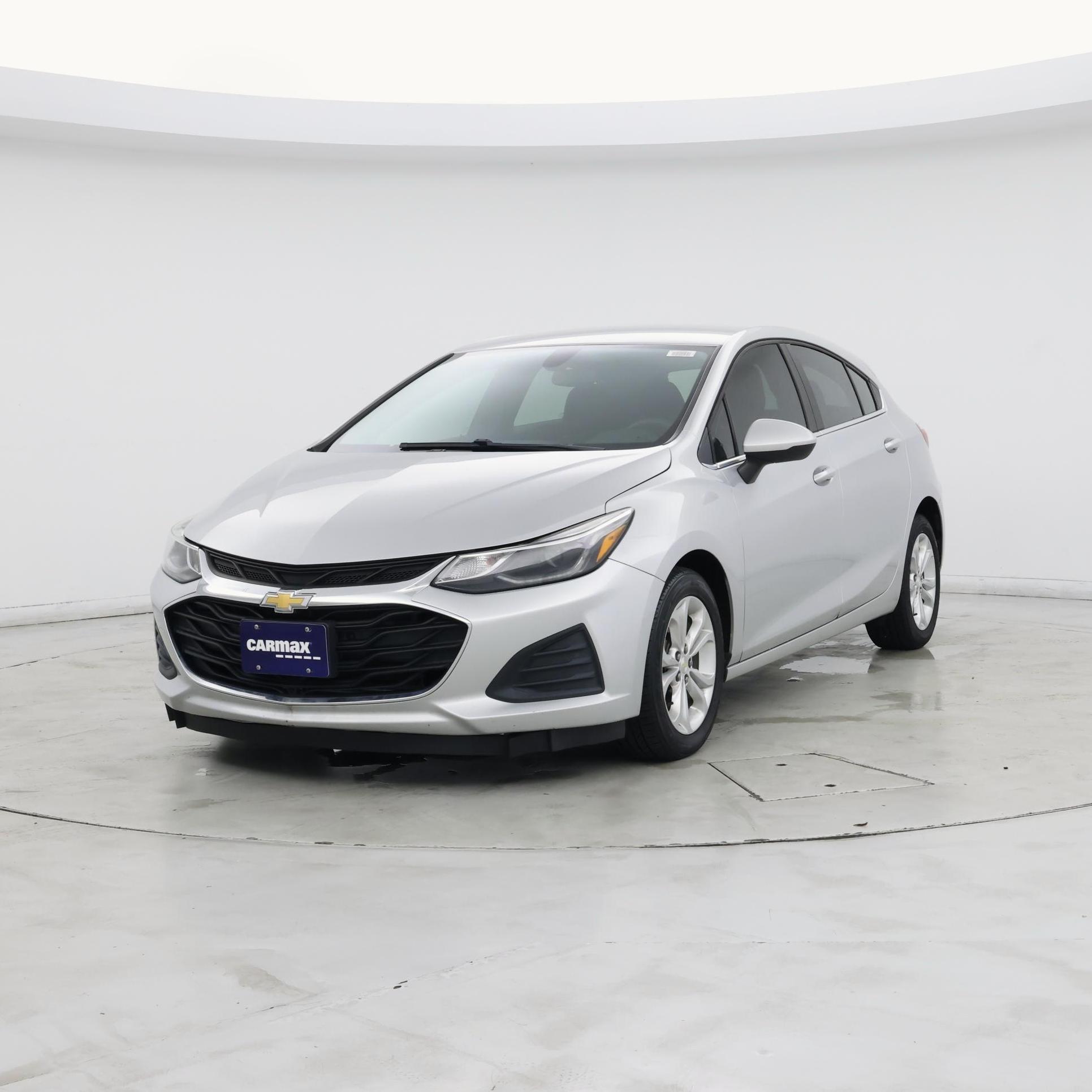 Thumbnail: 2019 Chevrolet Cruze - 4