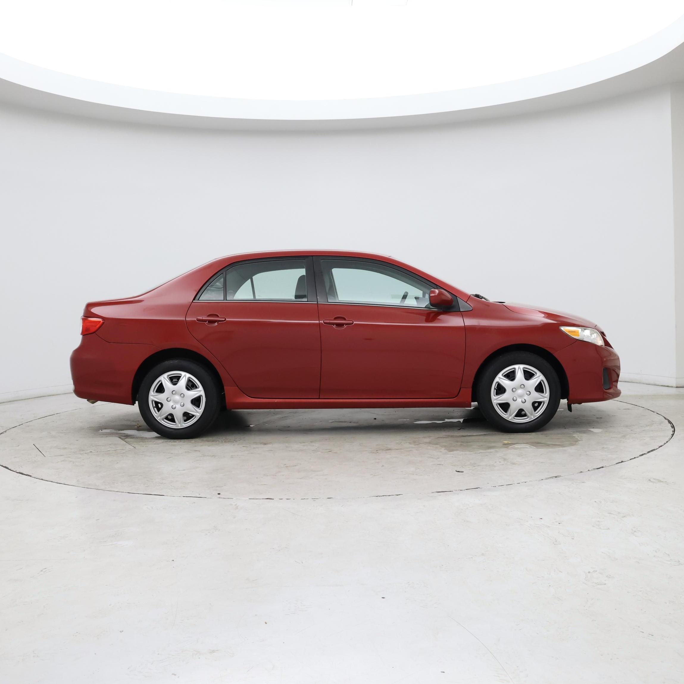 Thumbnail: 2013 Toyota Corolla - 7