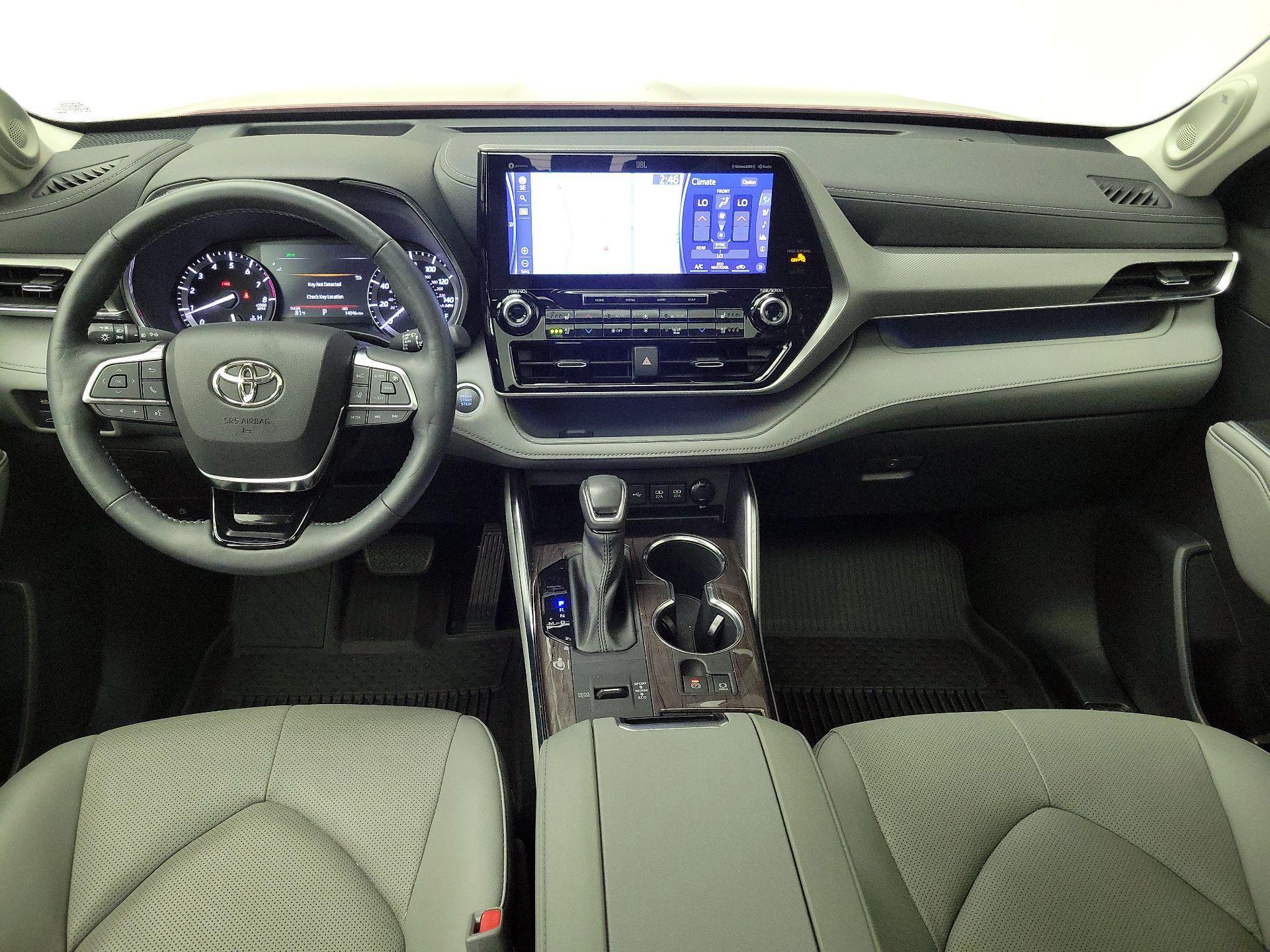 Thumbnail: 2021 Toyota Highlander - 9
