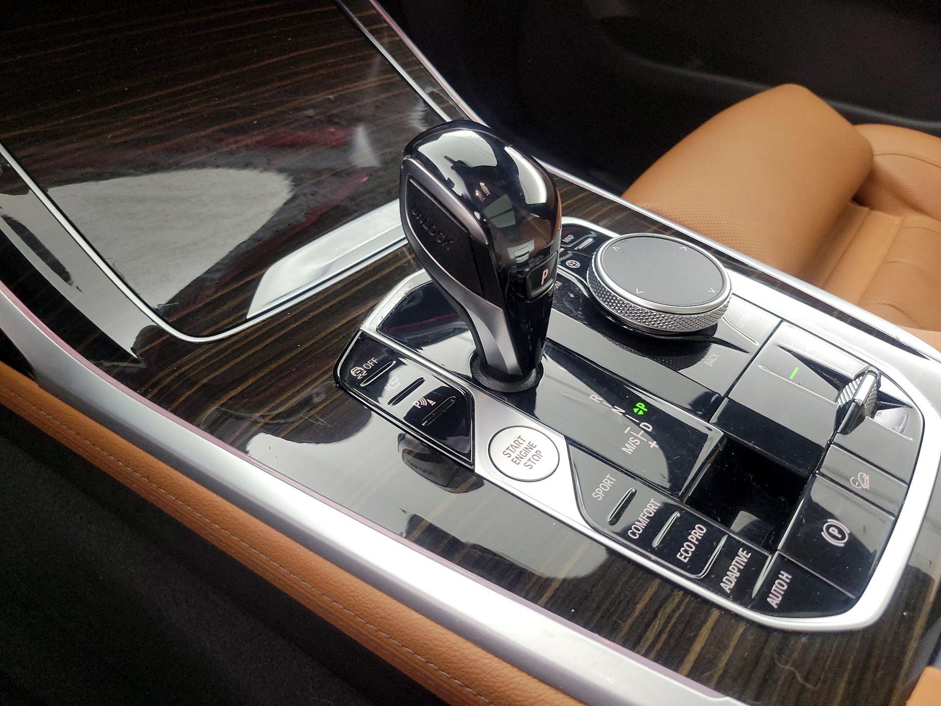 Thumbnail: 2021 BMW X7 - 18