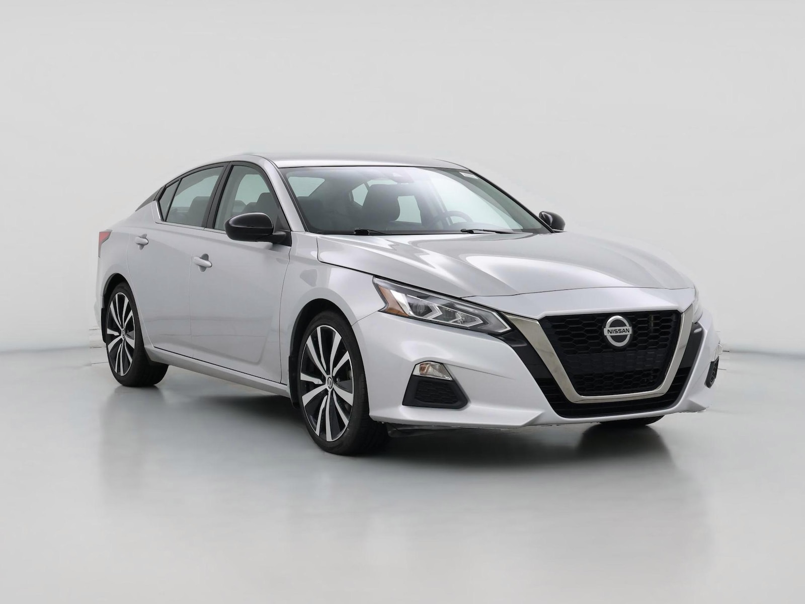 2022 Nissan Altima SR