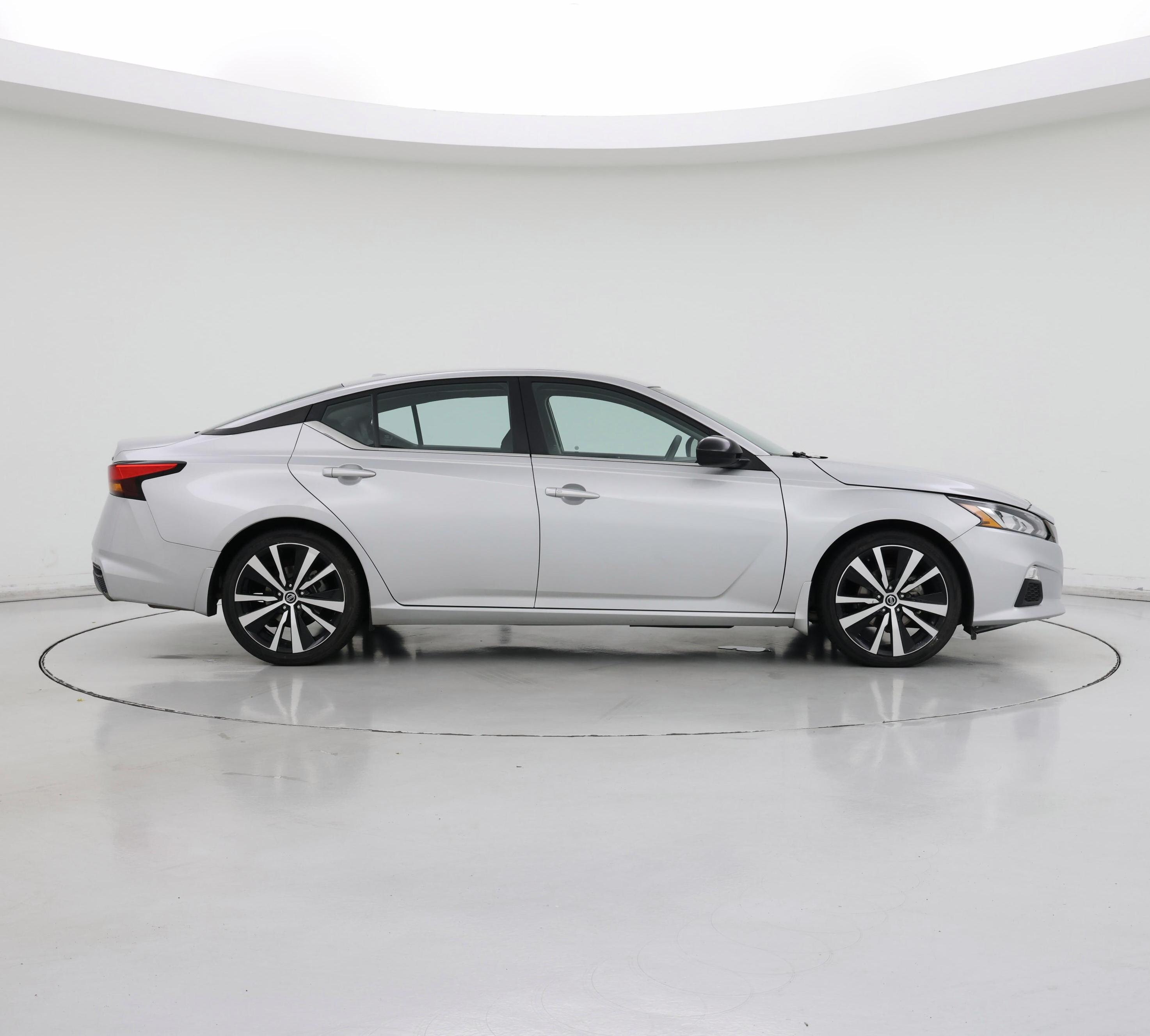 Thumbnail: 2022 Nissan Altima - 7