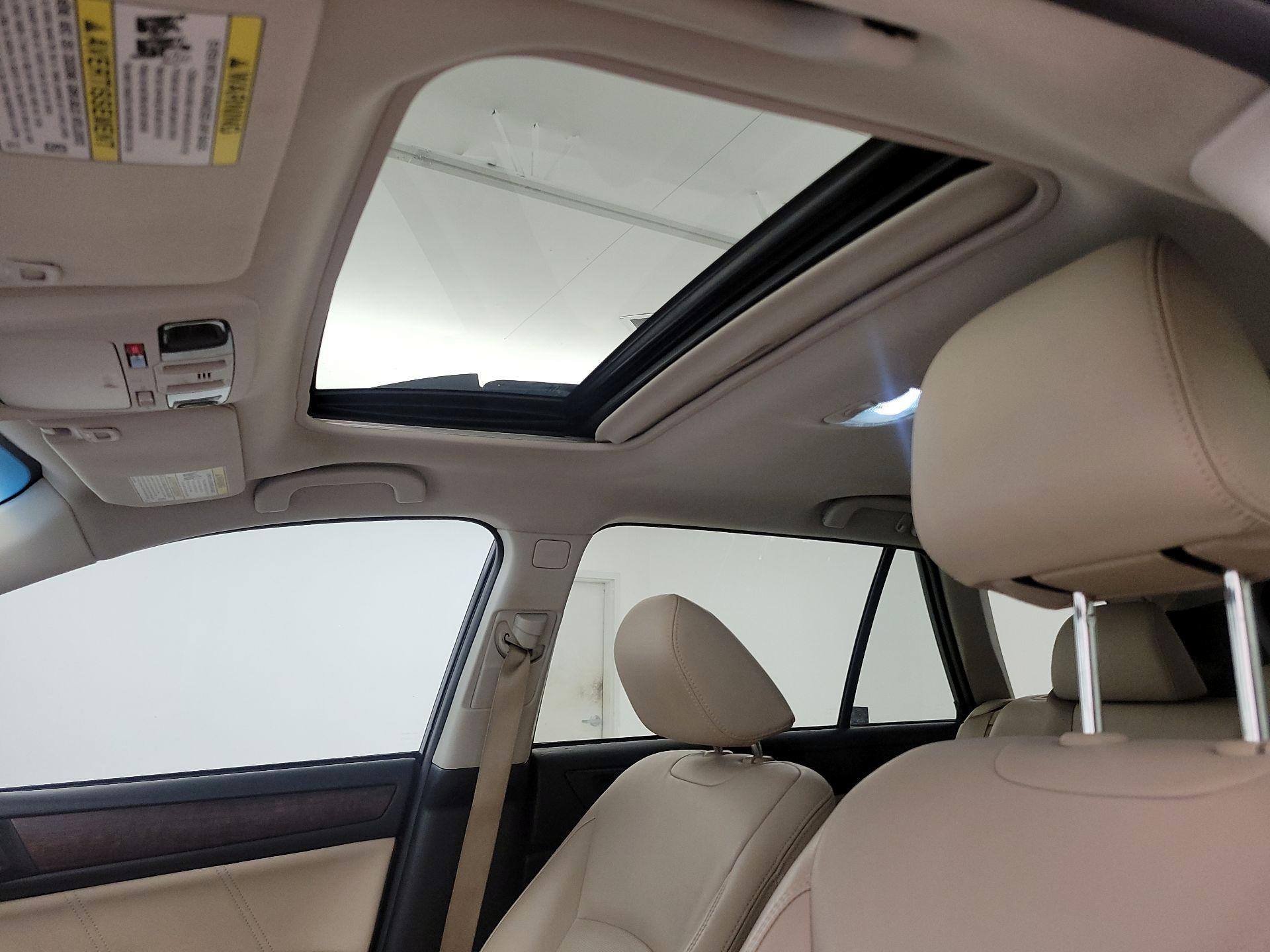 Thumbnail: 2018 Subaru Outback - 20