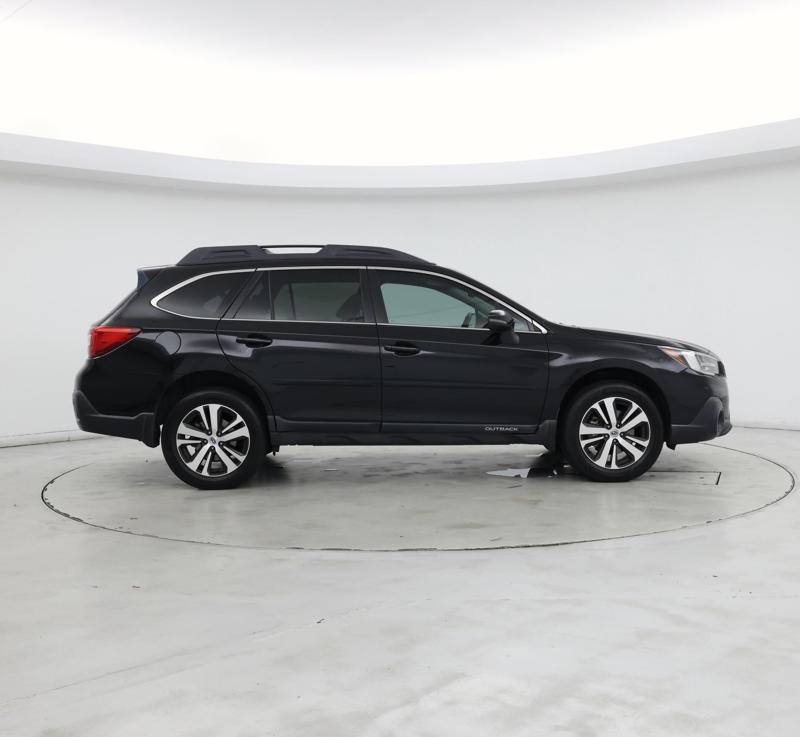 Thumbnail: 2018 Subaru Outback - 7