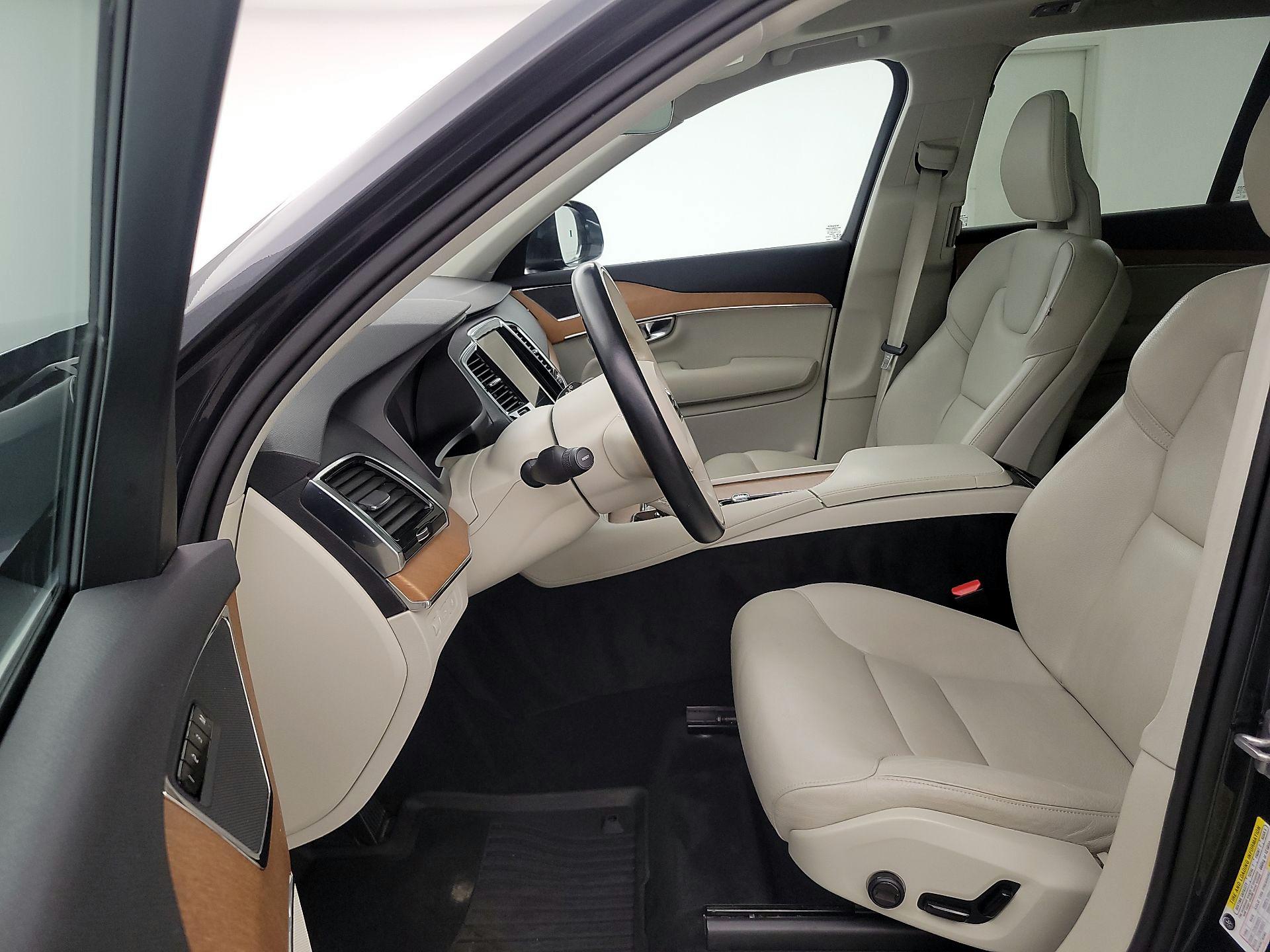 Thumbnail: 2021 Volvo XC90 - 11