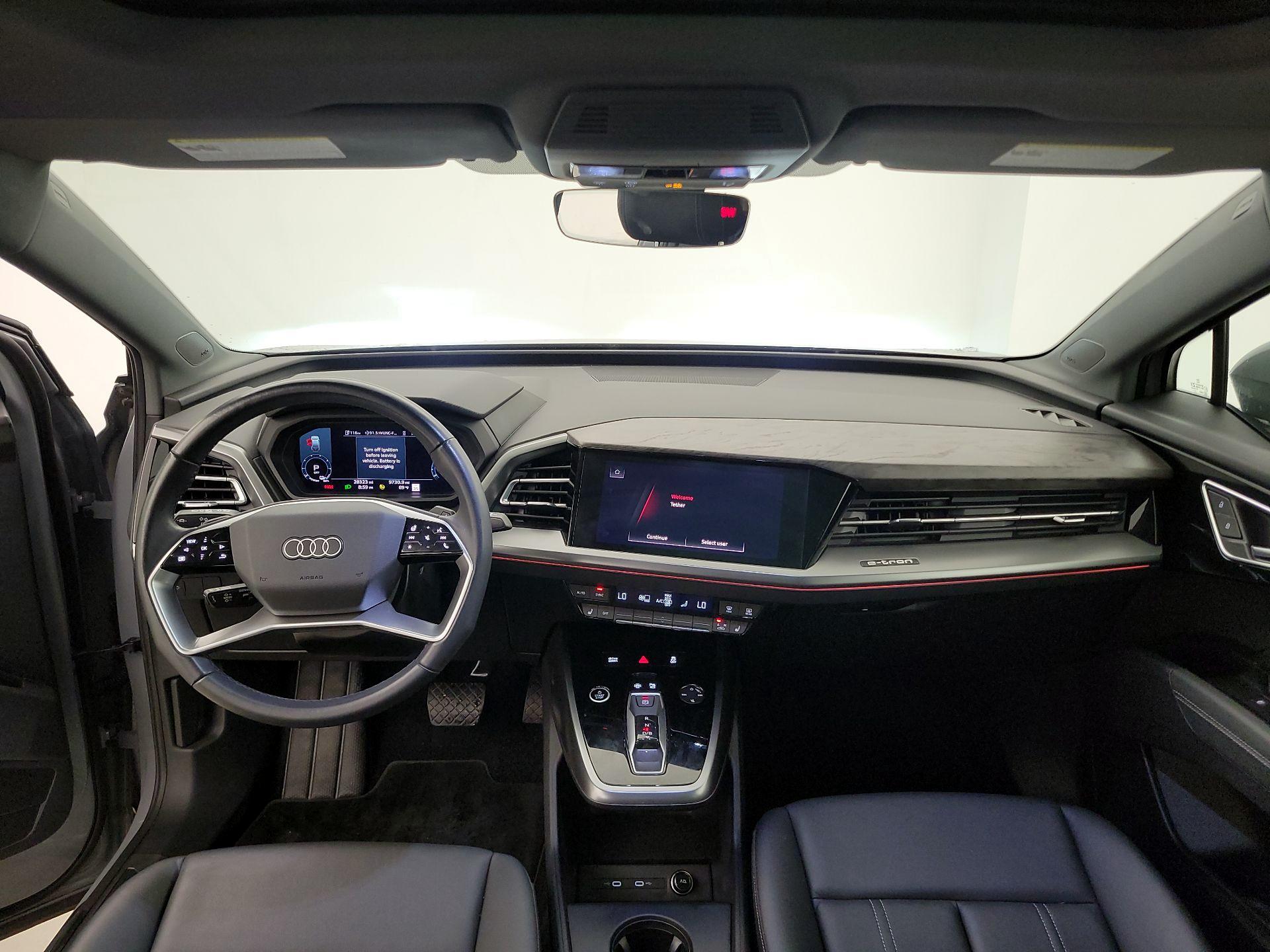 Thumbnail: 2022 Audi Q4 e-tron - 9
