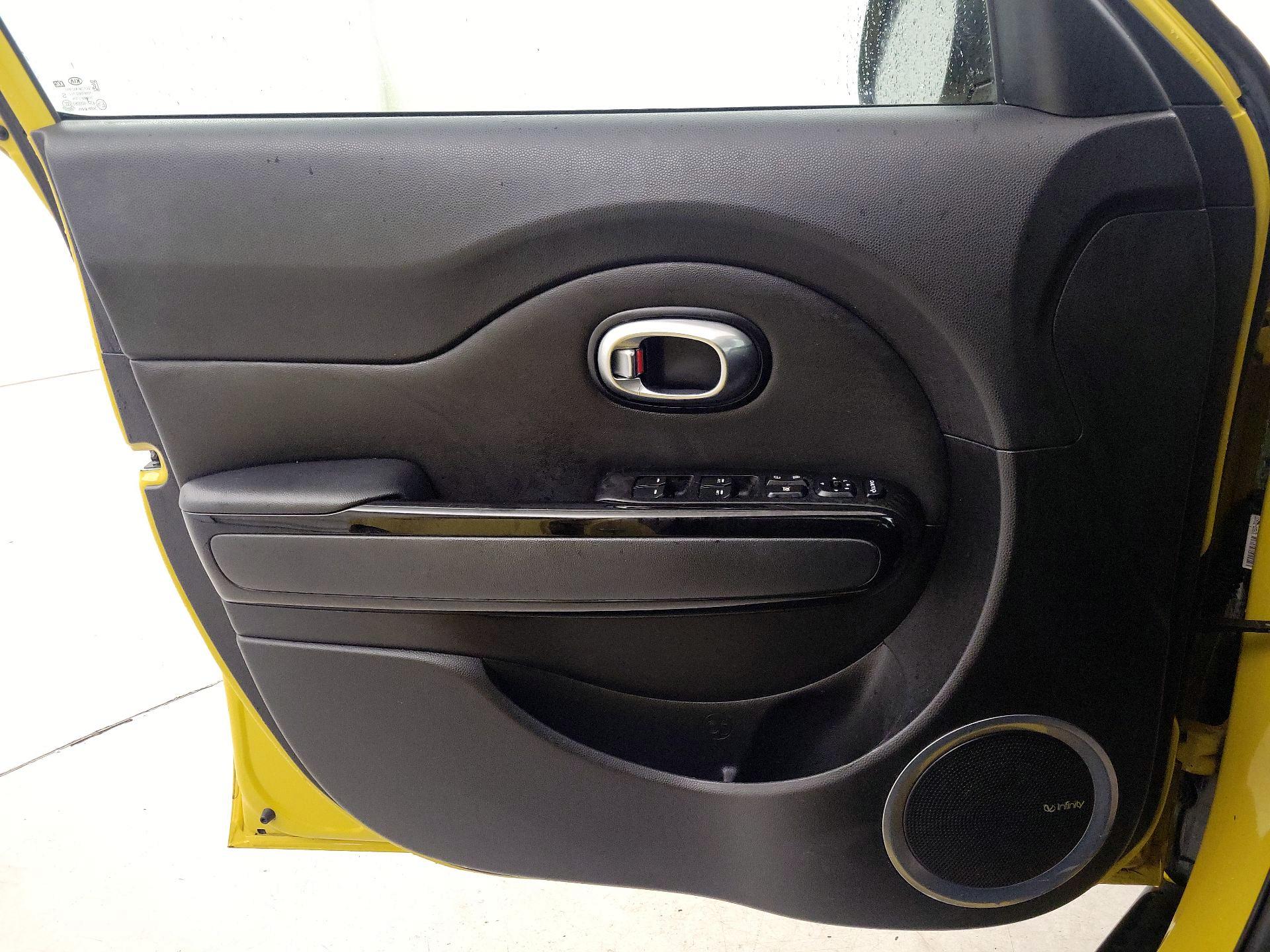 Thumbnail: 2014 Kia Soul - 12