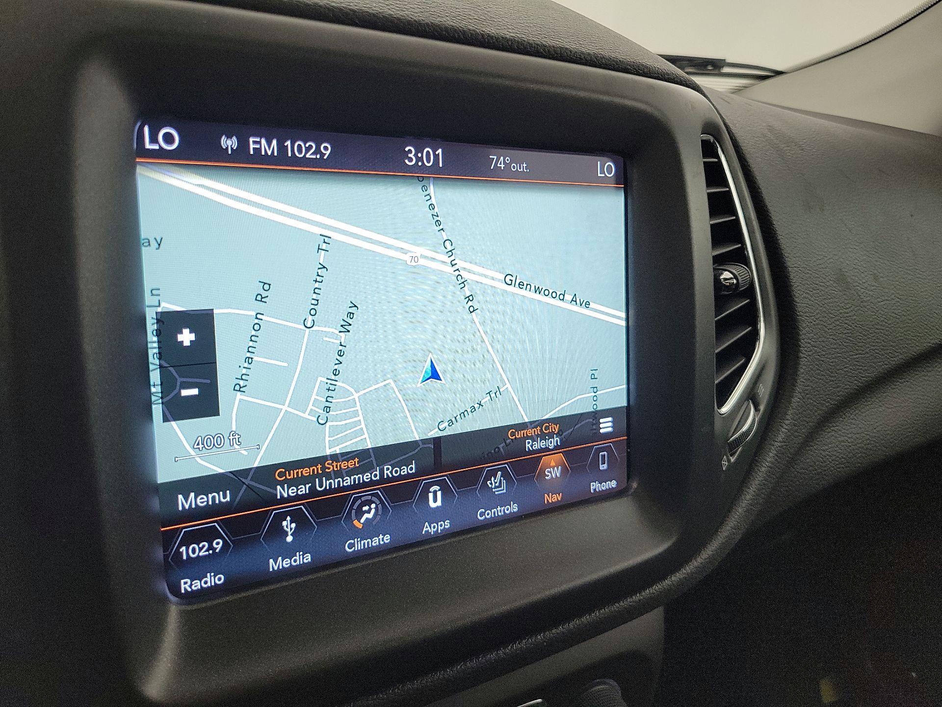 Thumbnail: 2020 Jeep Compass - 14