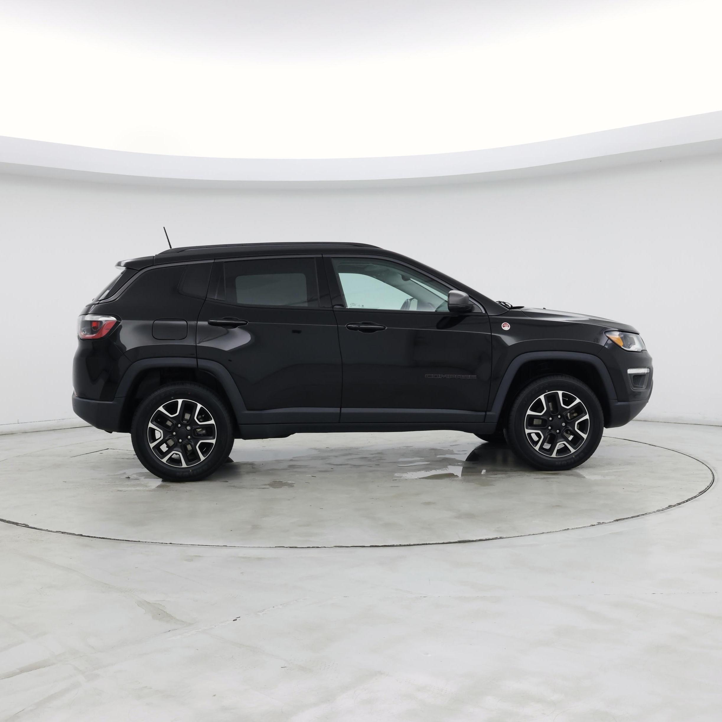 Thumbnail: 2020 Jeep Compass - 7