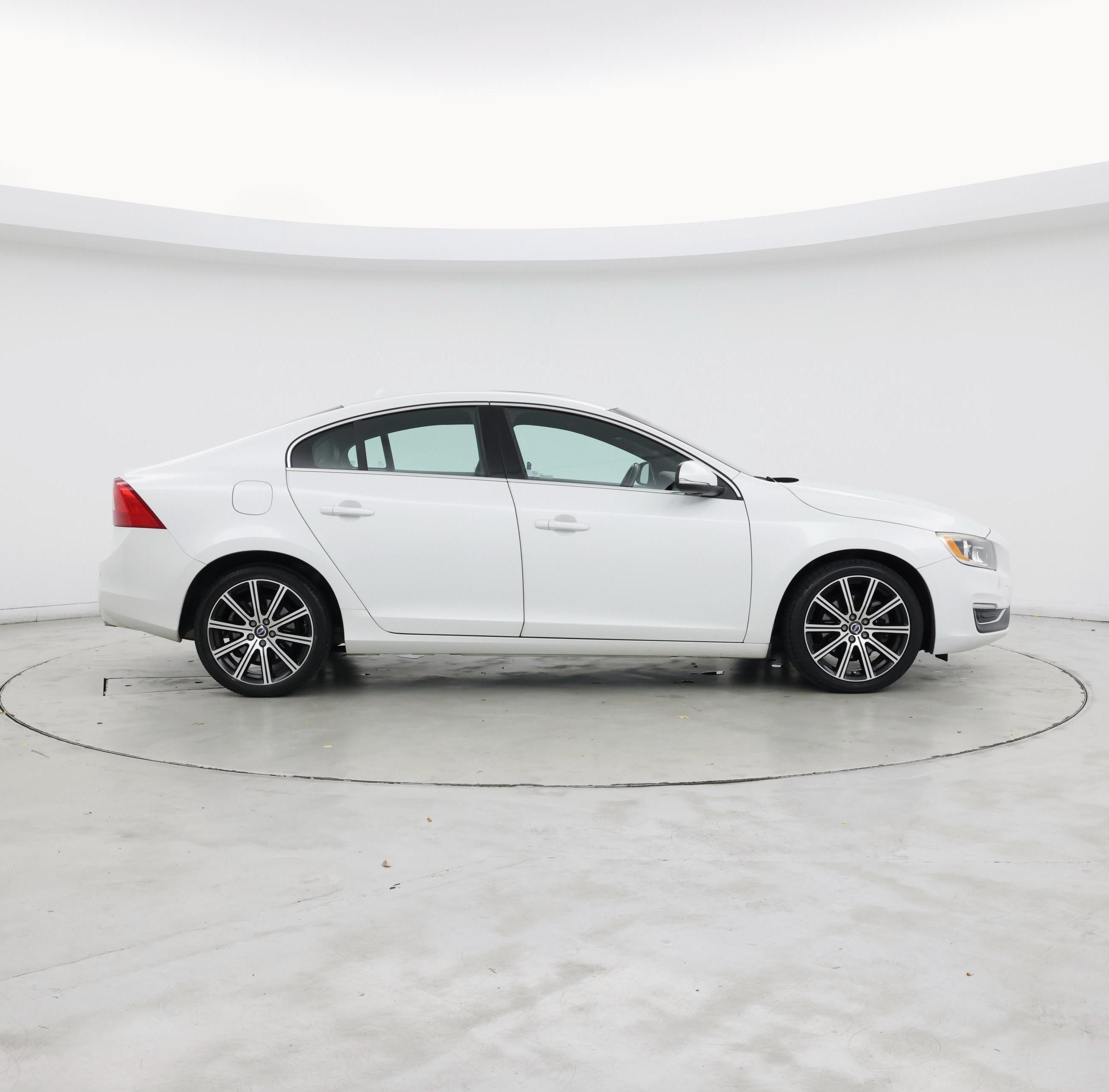 Thumbnail: 2015 Volvo S60 - 7