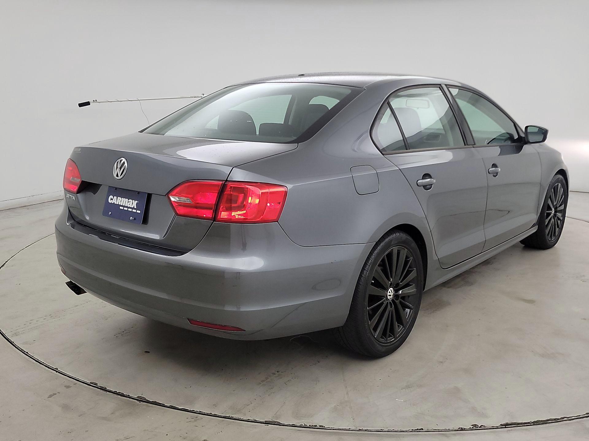 Thumbnail: 2014 Volkswagen Jetta - 5