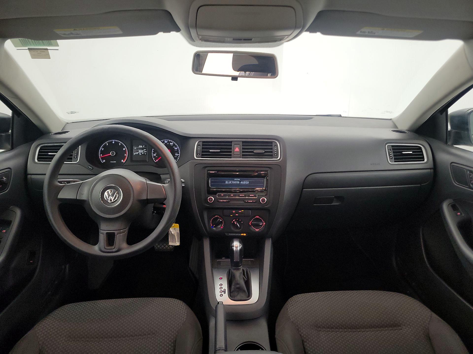Thumbnail: 2014 Volkswagen Jetta - 8
