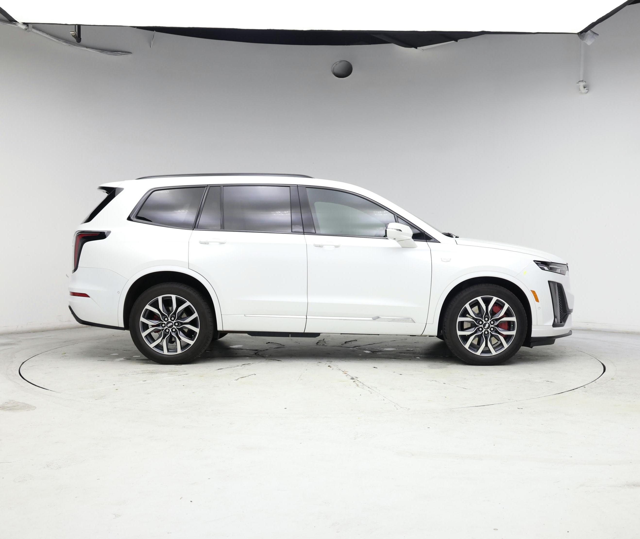 Thumbnail: 2023 Cadillac XT6 - 7