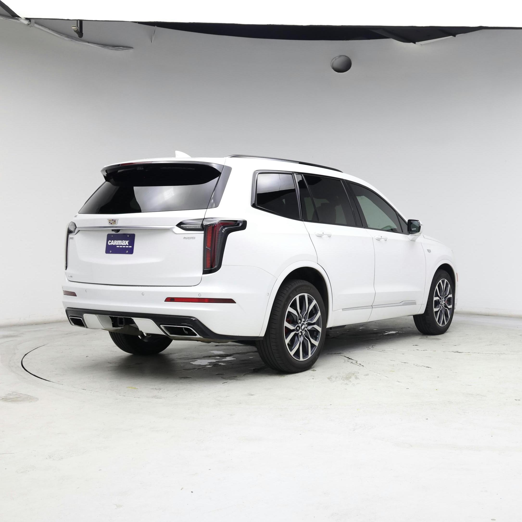 Thumbnail: 2023 Cadillac XT6 - 8