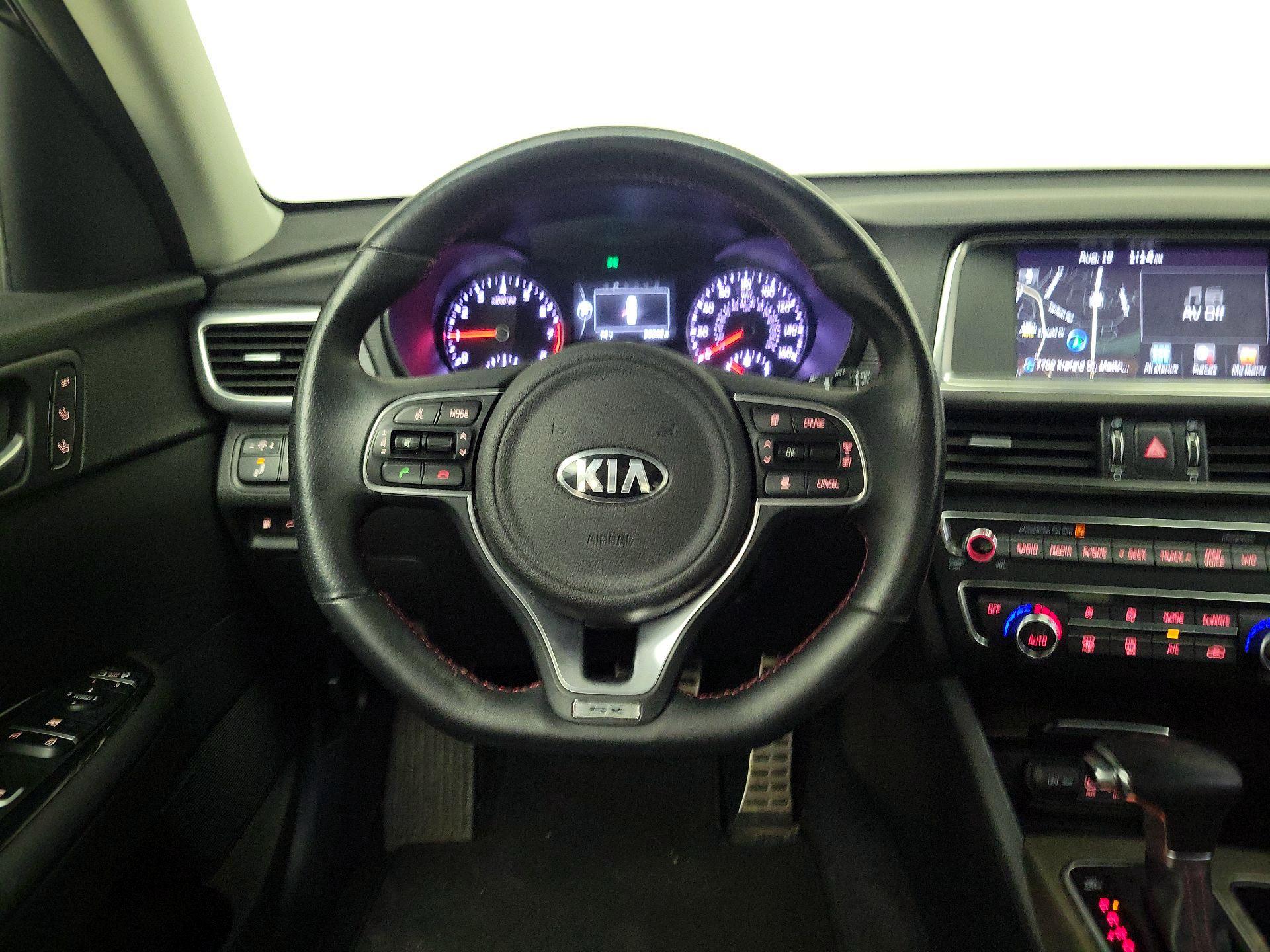 Thumbnail: 2016 Kia Optima - 10
