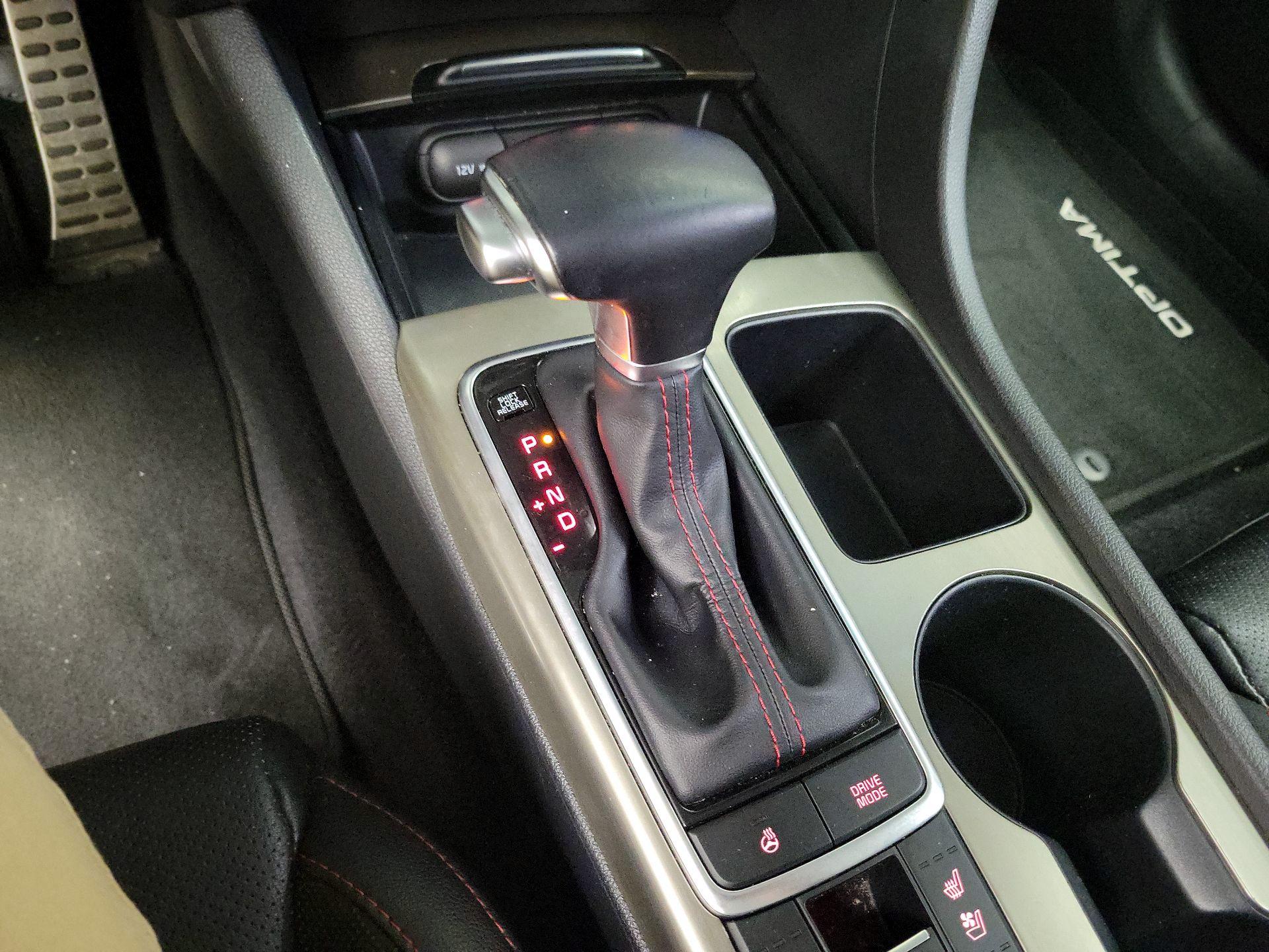 Thumbnail: 2016 Kia Optima - 17