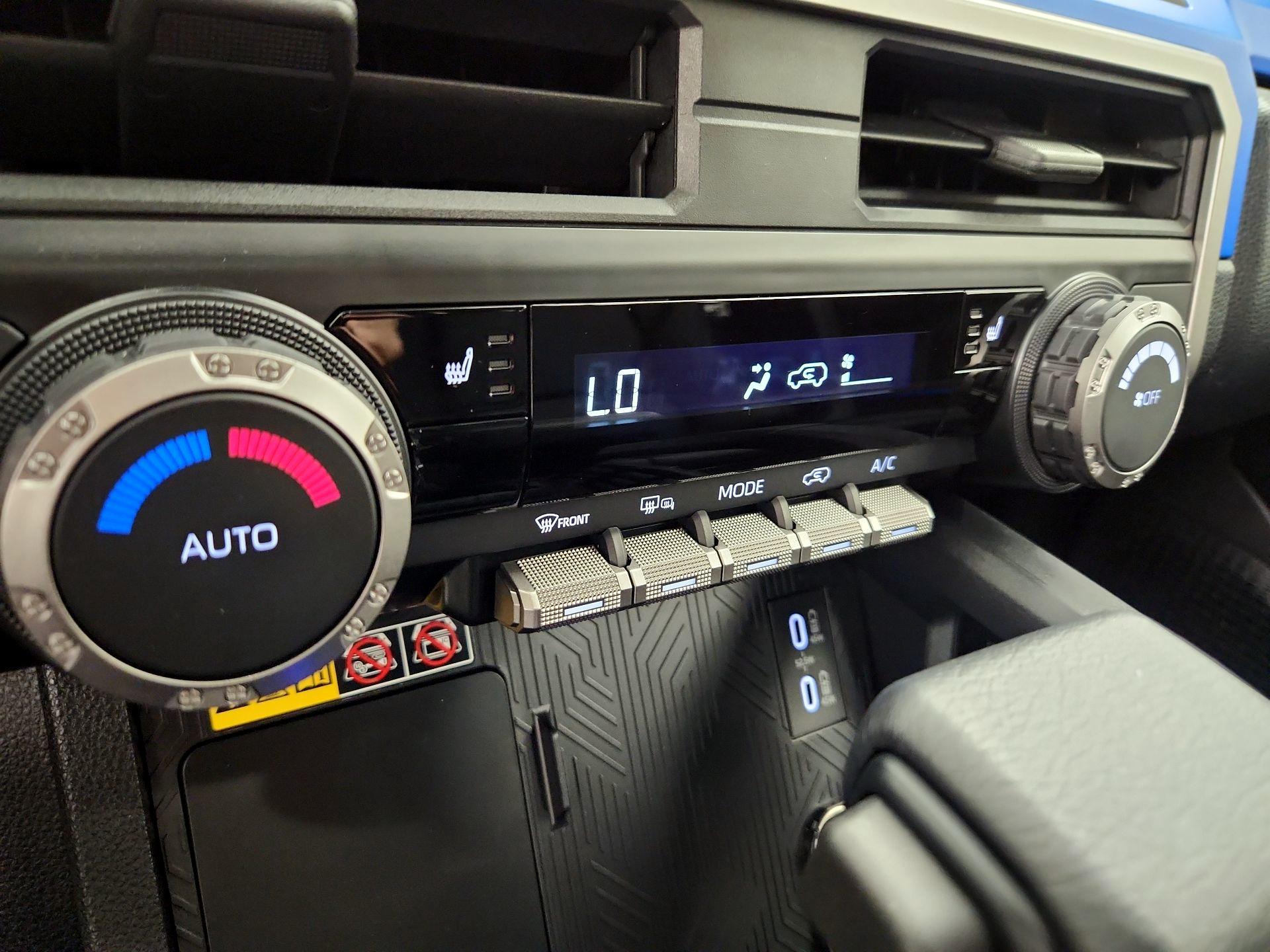 Thumbnail: 2025 Toyota 4Runner - 16