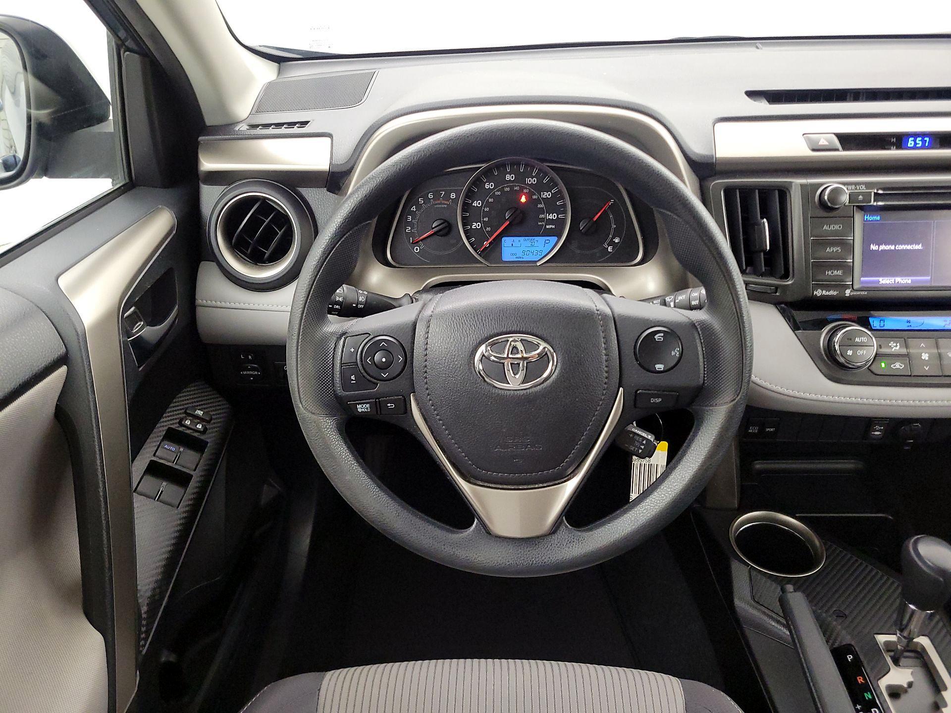 Thumbnail: 2014 Toyota RAV4 - 10