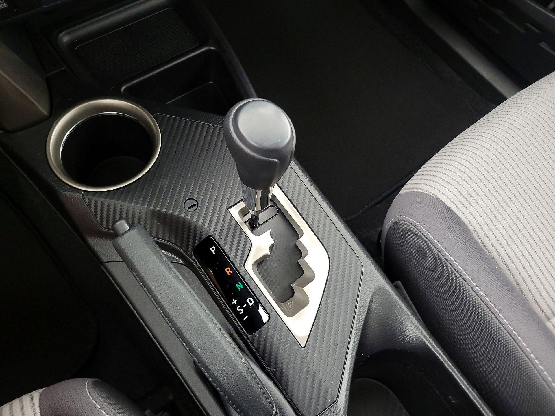 Thumbnail: 2014 Toyota RAV4 - 17