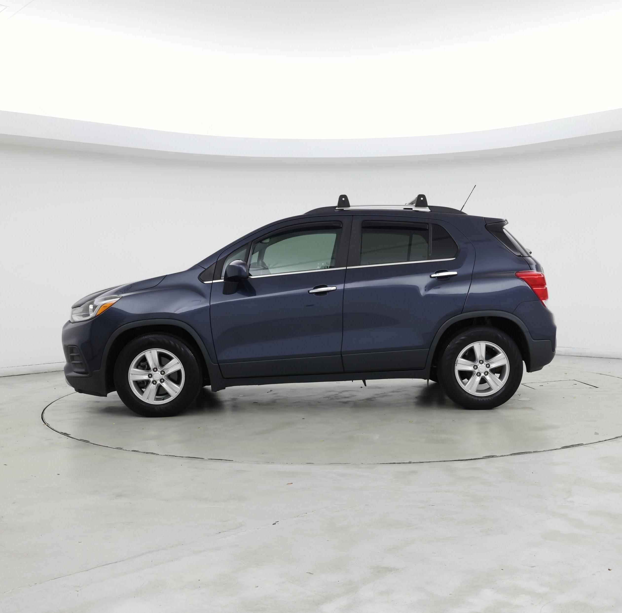 Thumbnail: 2019 Chevrolet Trax - 3