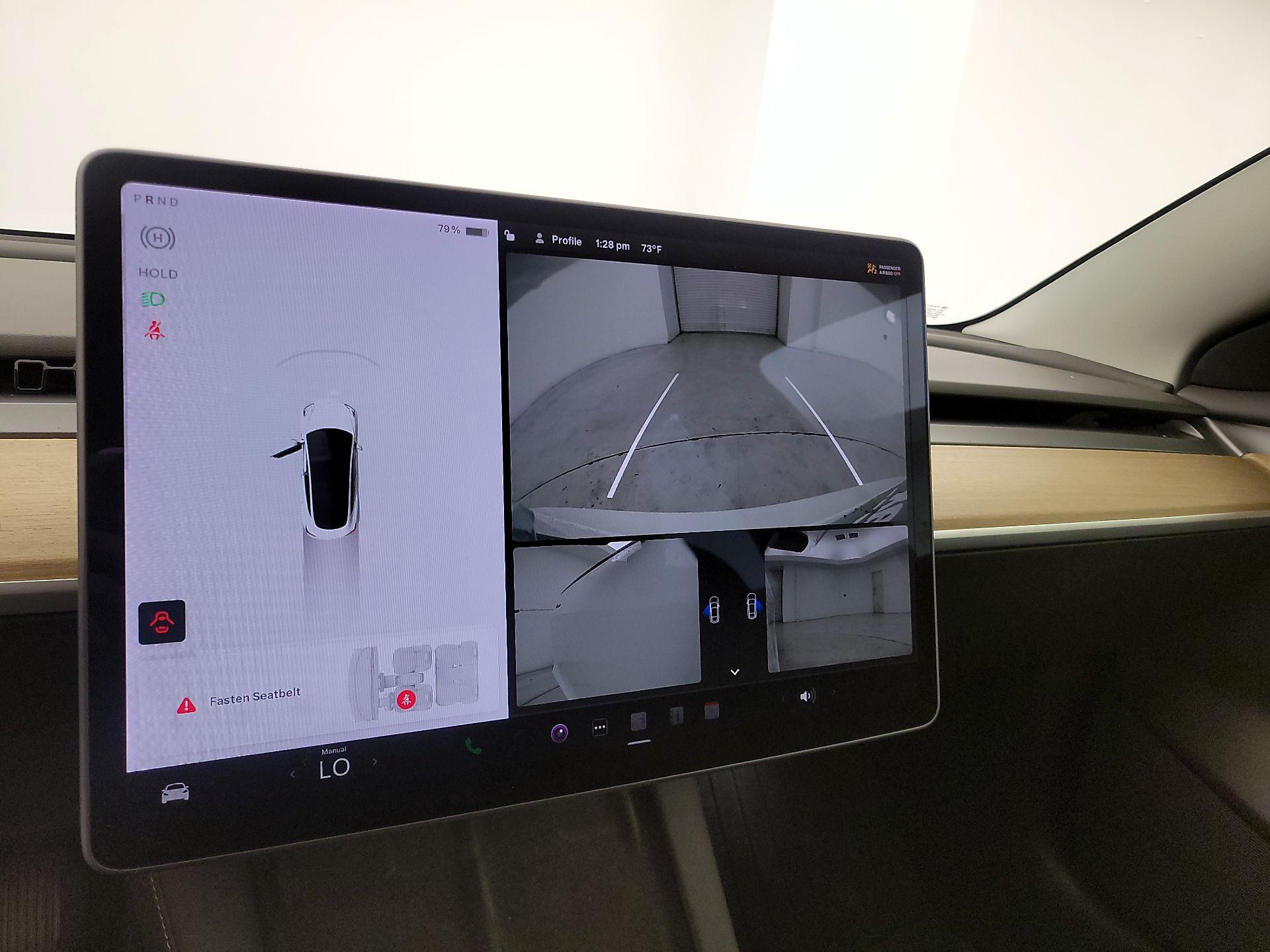 Thumbnail: 2022 Tesla Model 3 - 14