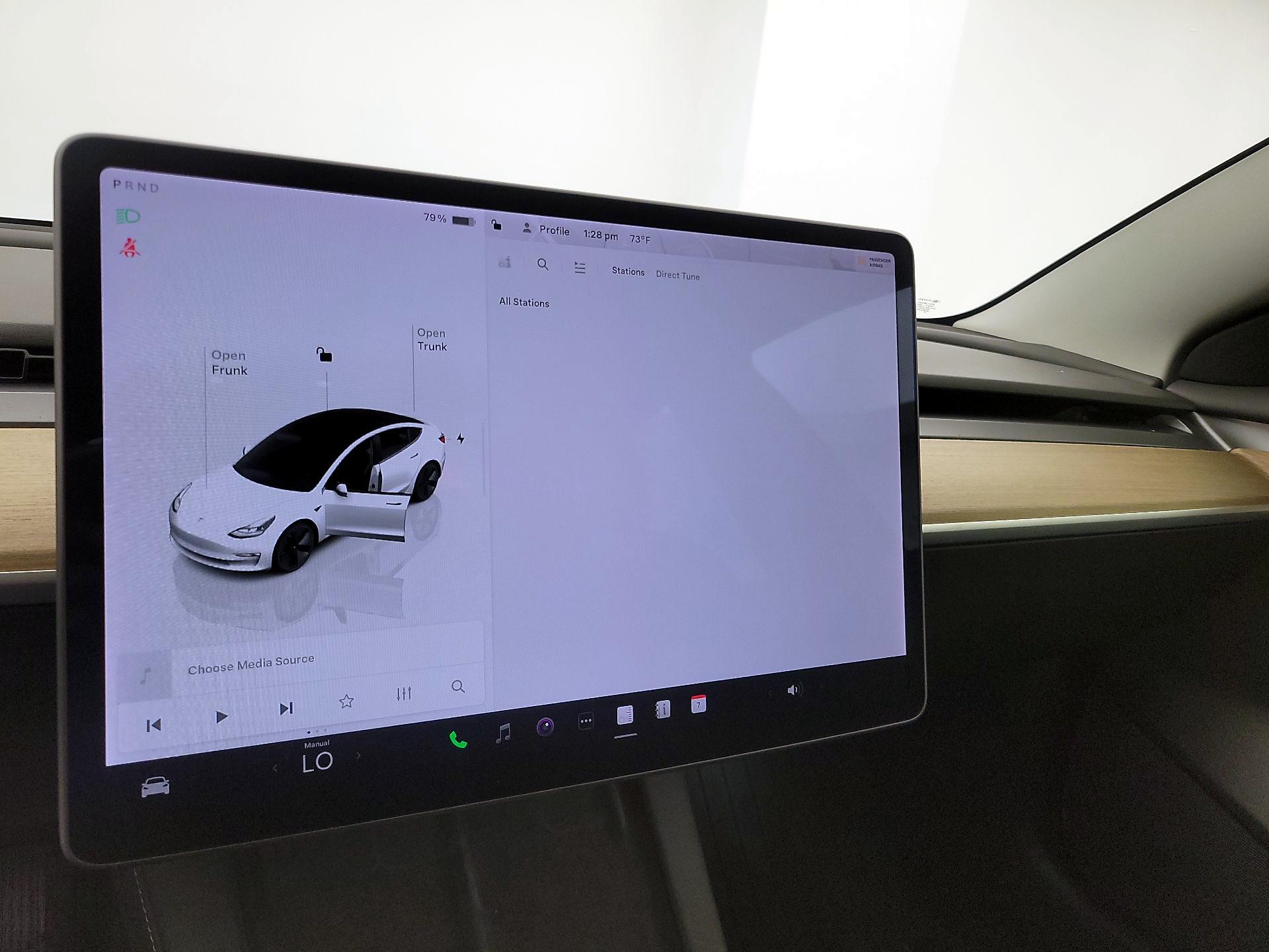 Thumbnail: 2022 Tesla Model 3 - 15