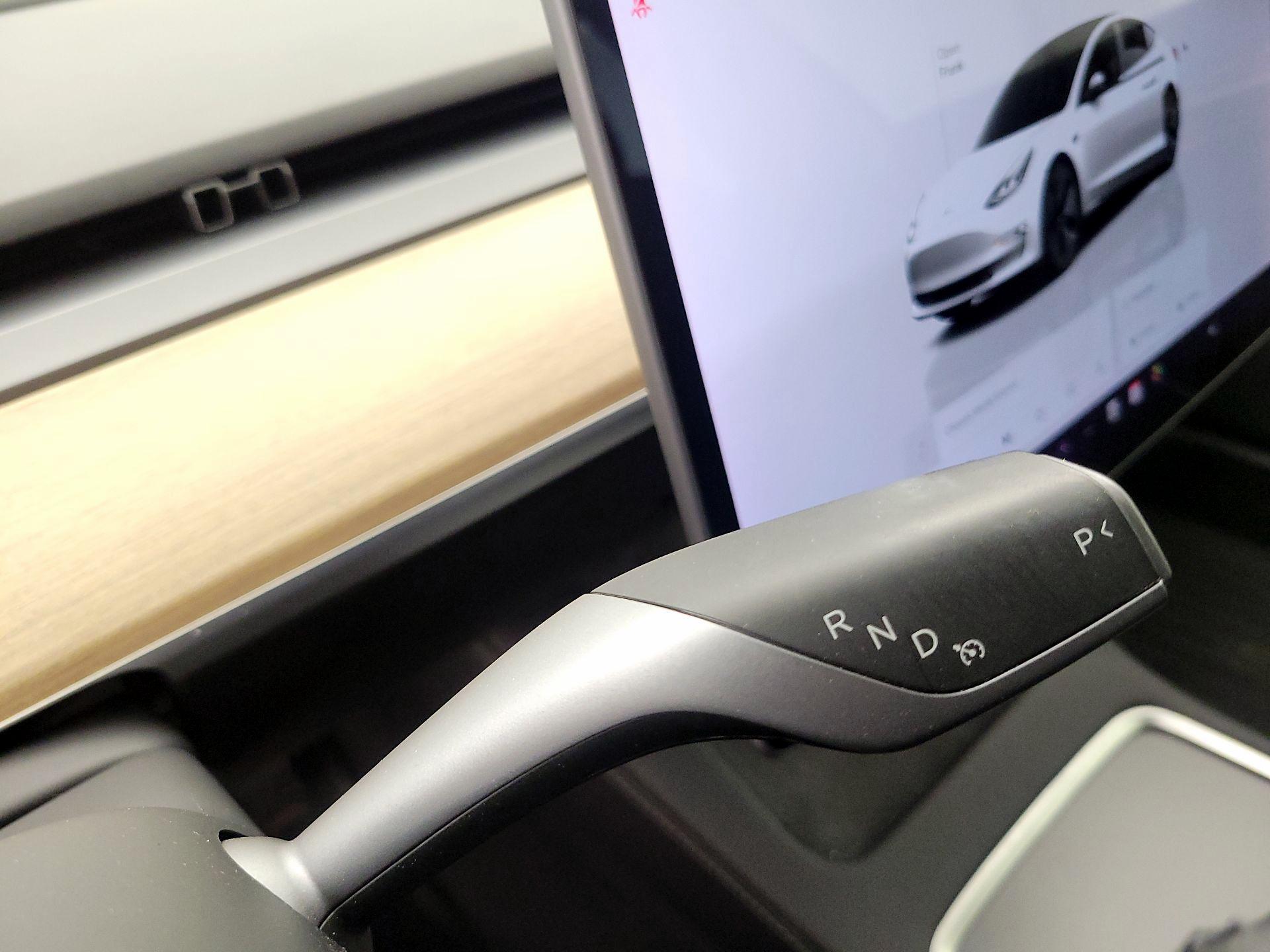 Thumbnail: 2022 Tesla Model 3 - 17