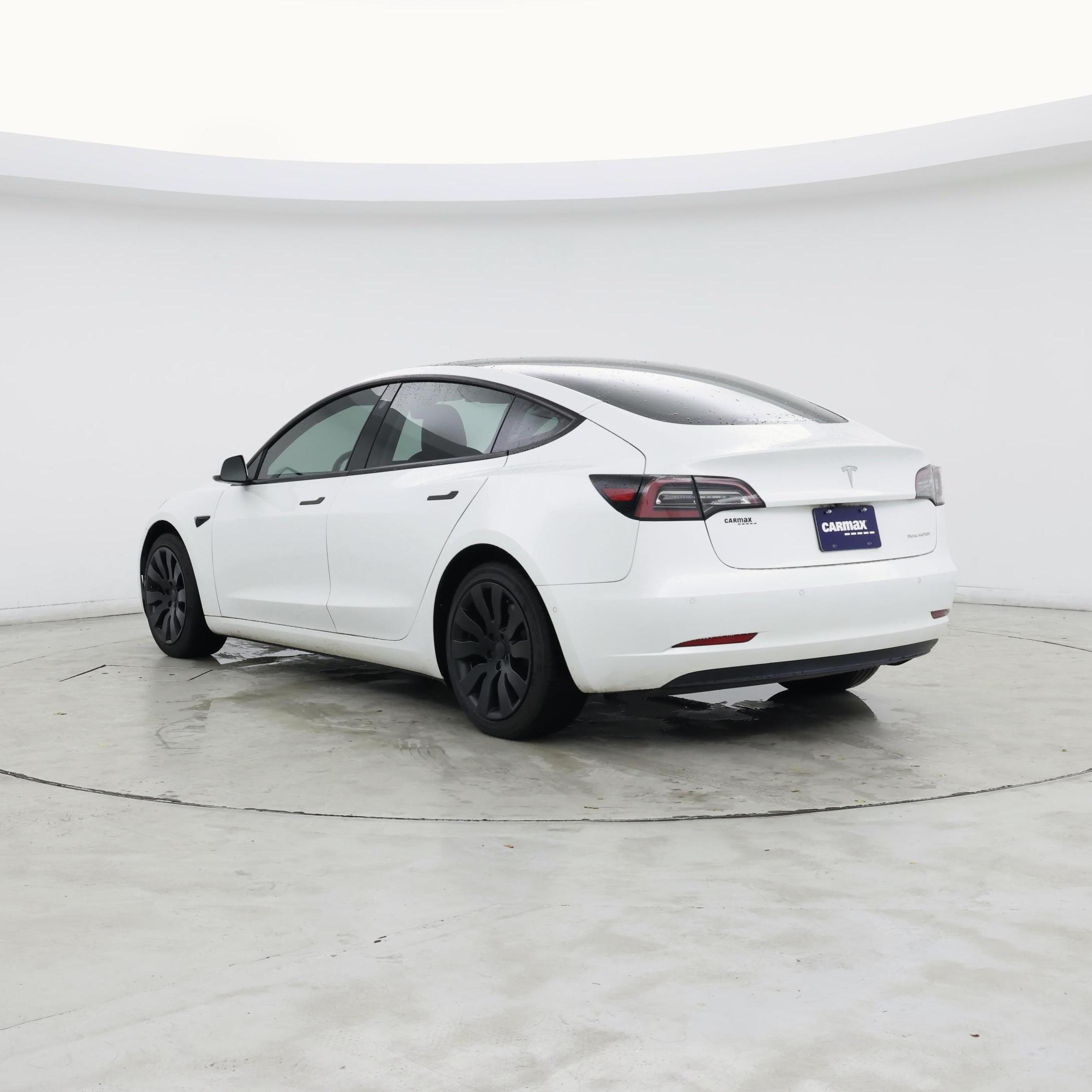 Thumbnail: 2022 Tesla Model 3 - 2
