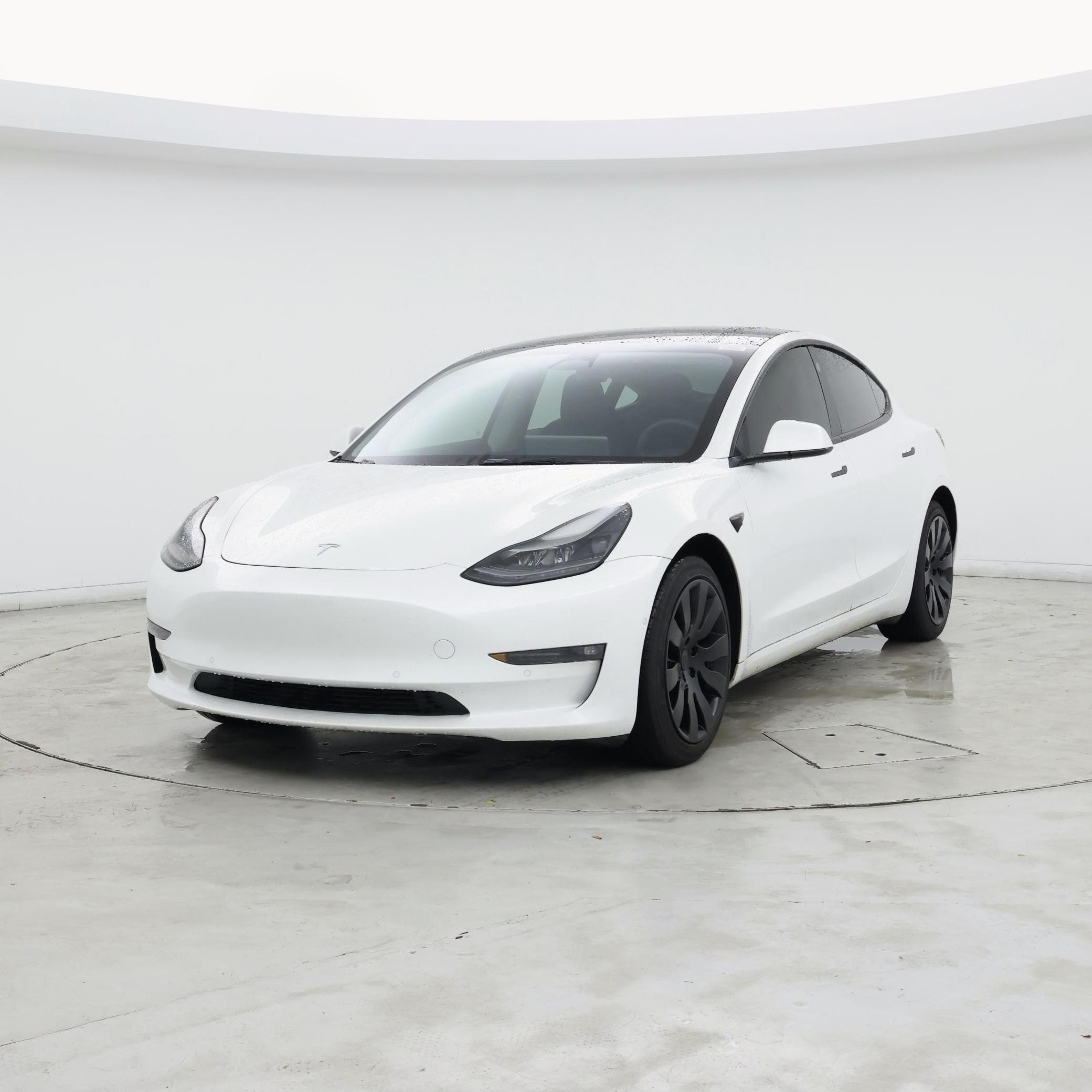 Thumbnail: 2022 Tesla Model 3 - 4