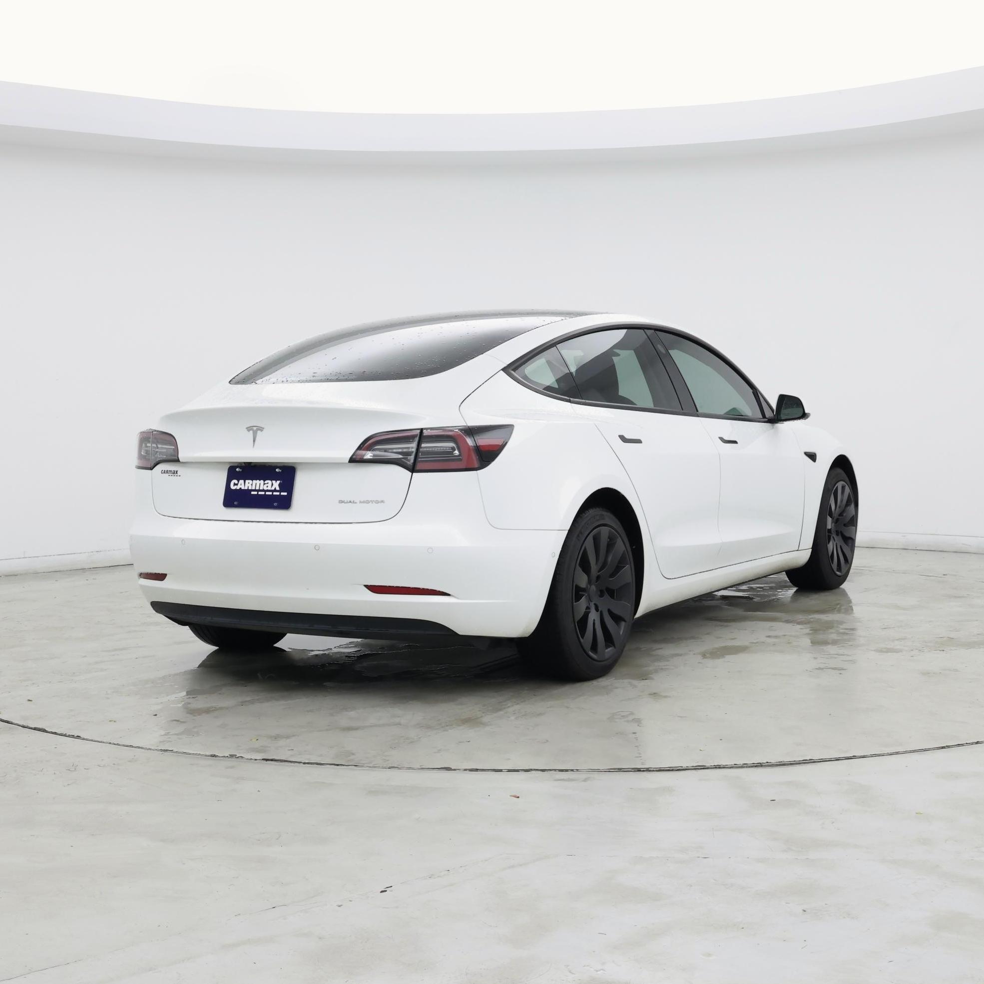Thumbnail: 2022 Tesla Model 3 - 8