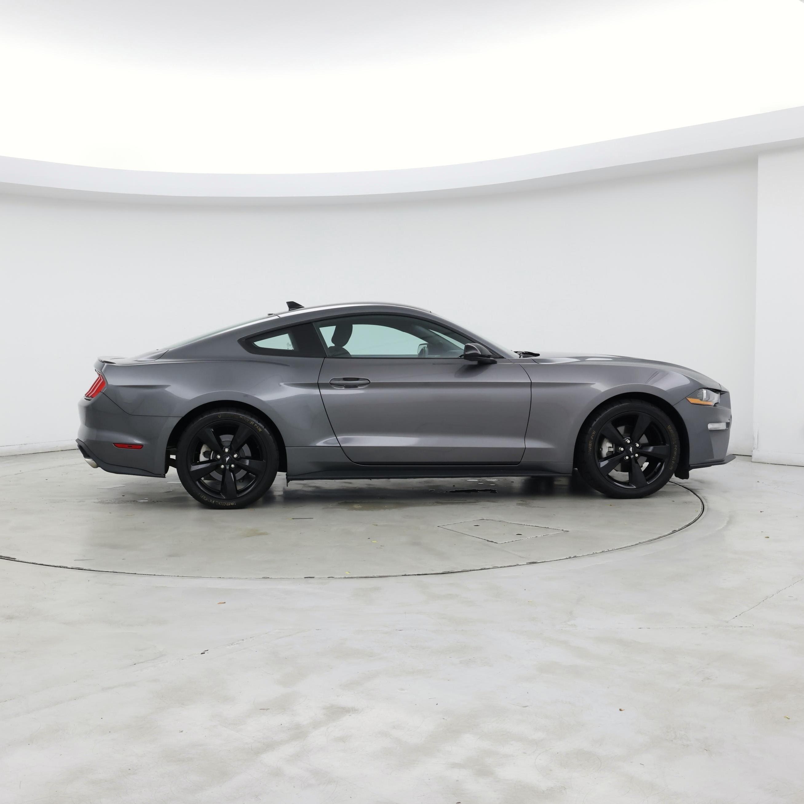 Thumbnail: 2022 Ford Mustang - 7