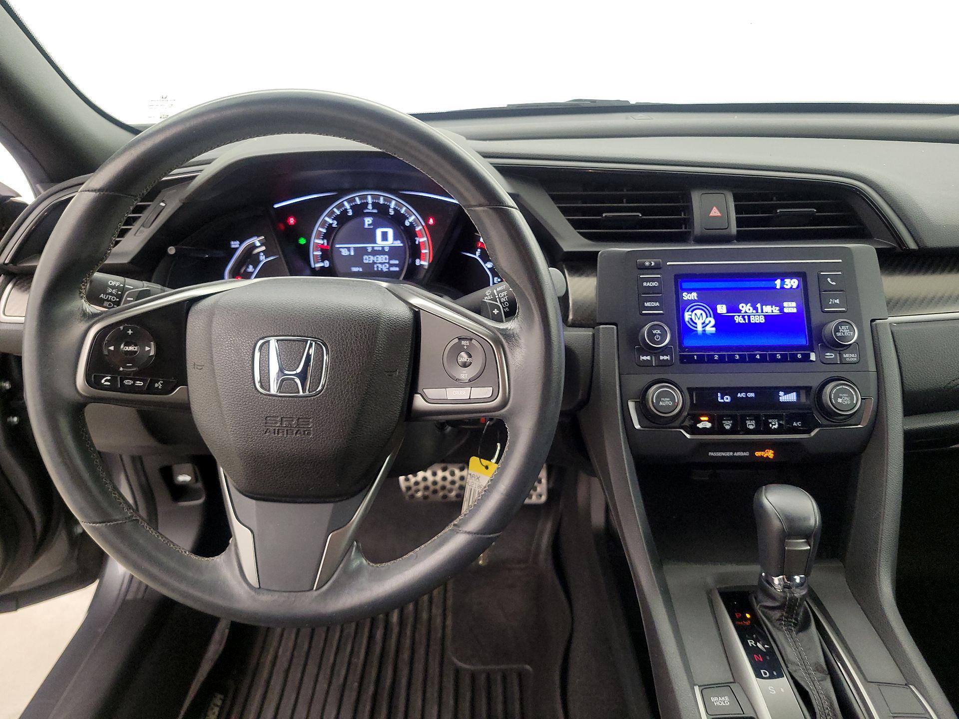 Thumbnail: 2017 Honda Civic - 9