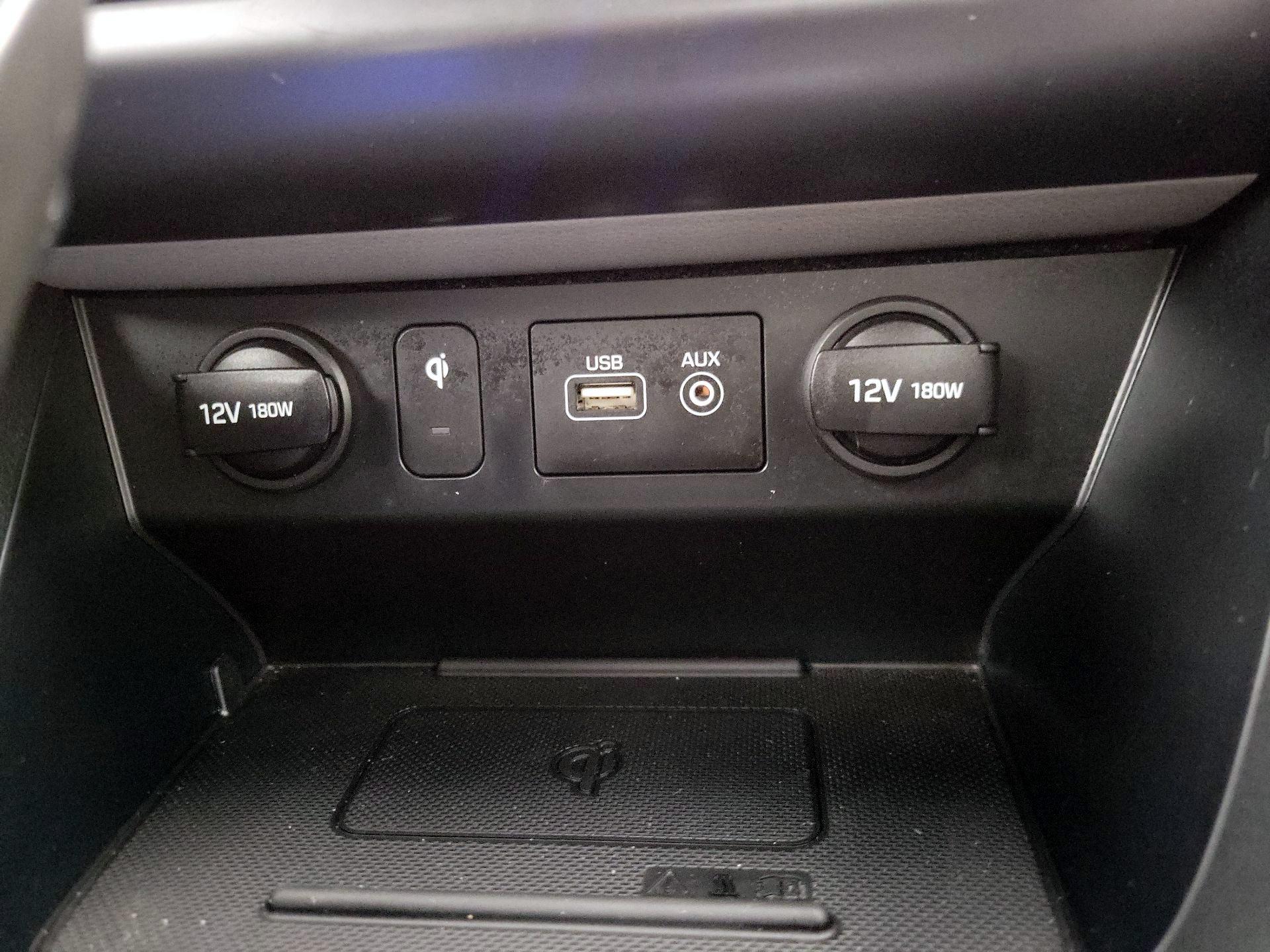 Thumbnail: 2019 Hyundai Sonata - 18