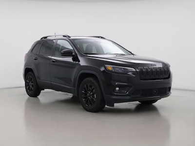 Black 2023 Jeep Cherokee Altitude Lux