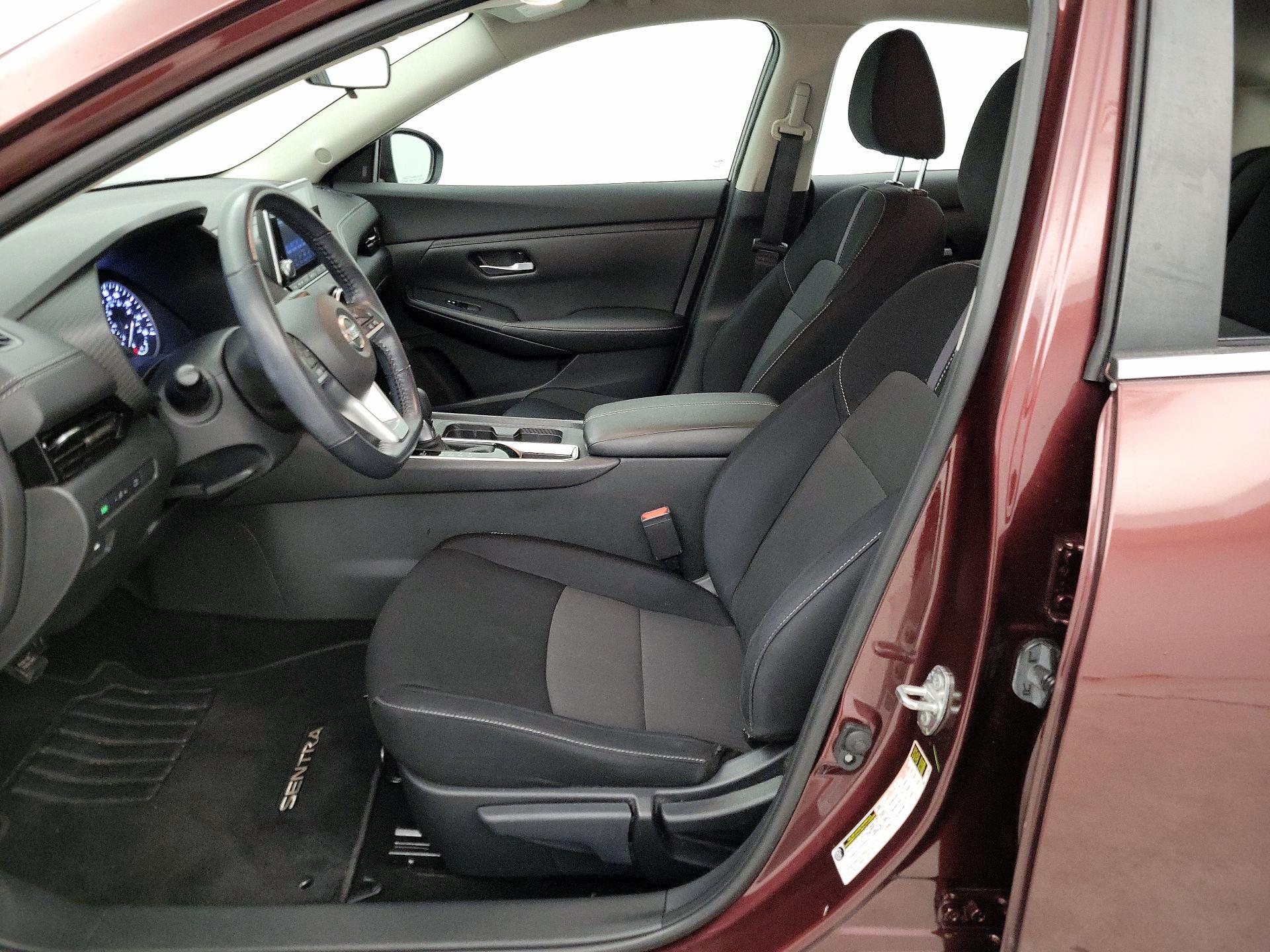 Thumbnail: 2021 Nissan Sentra - 11