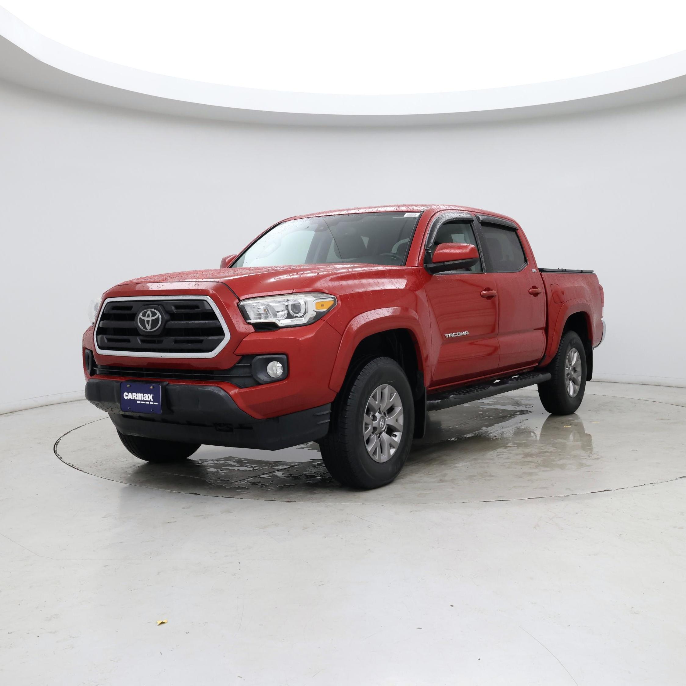 Thumbnail: 2018 Toyota Tacoma - 4