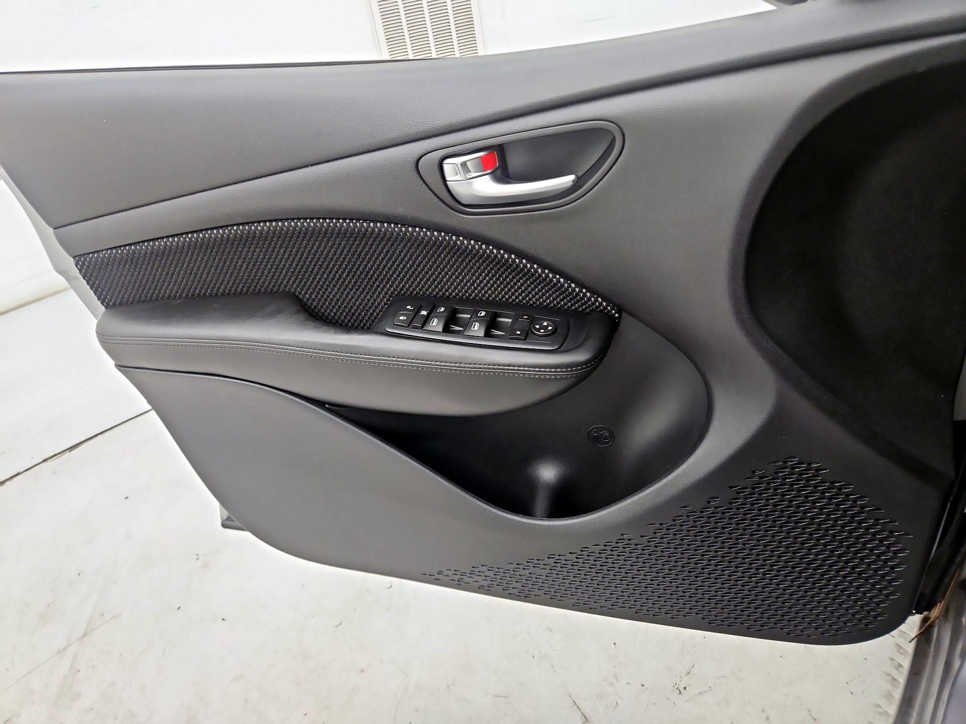 Thumbnail: 2016 Dodge Dart - 12