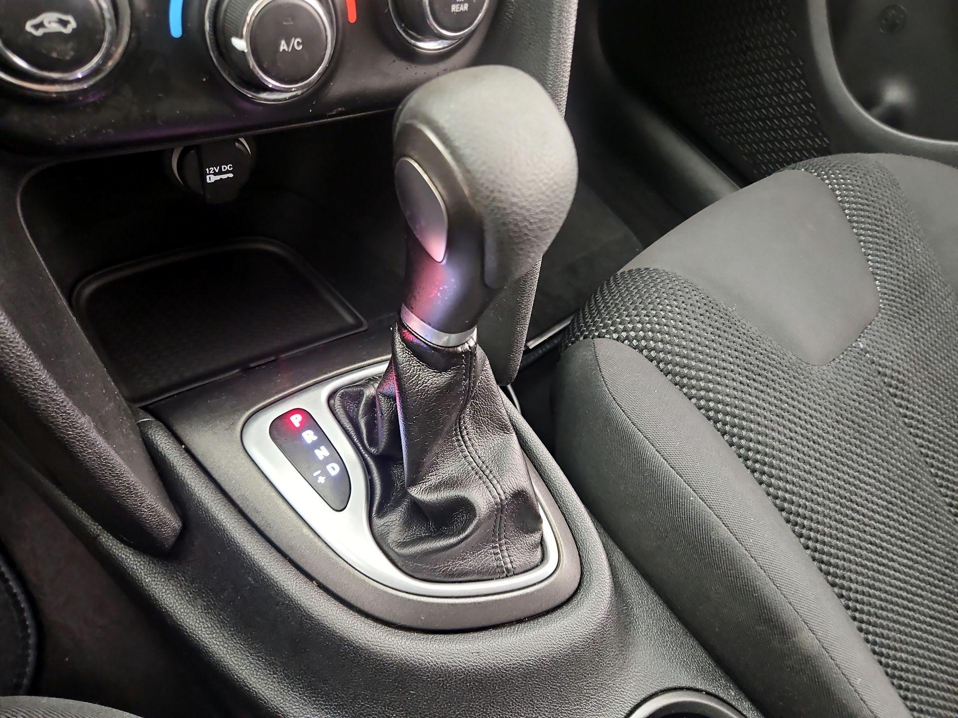 Thumbnail: 2016 Dodge Dart - 16