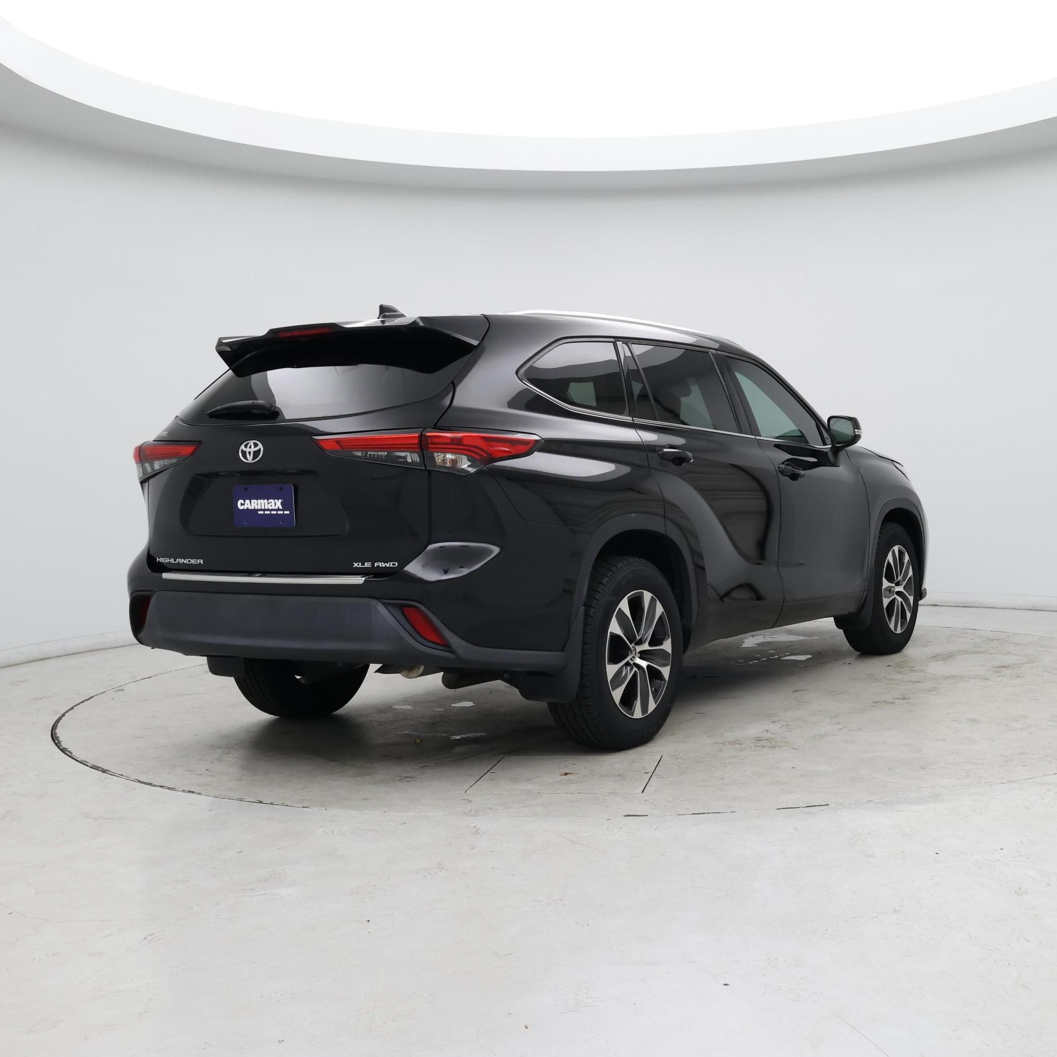 Thumbnail: 2021 Toyota Highlander - 8