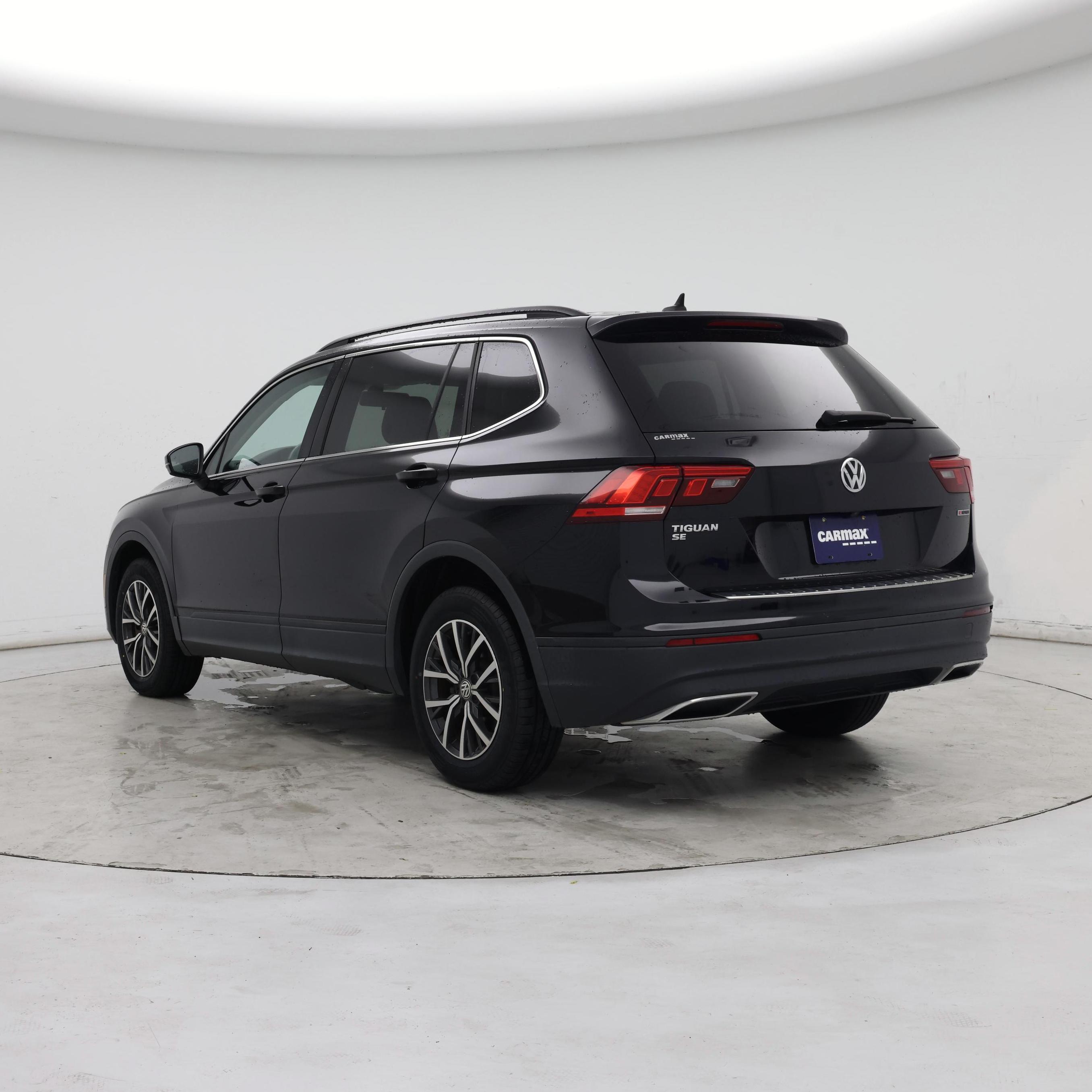 Thumbnail: 2019 Volkswagen Tiguan - 2
