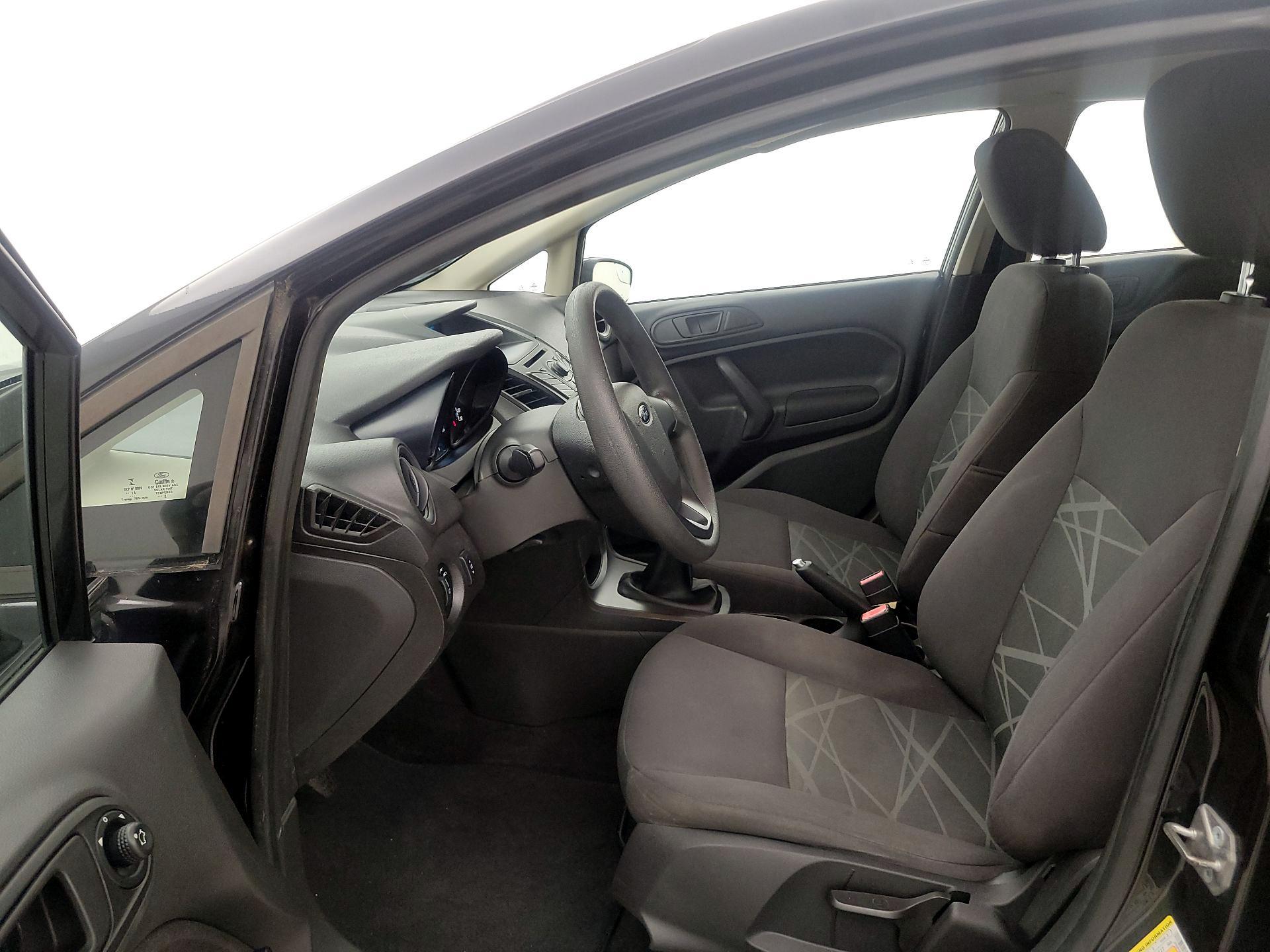 Thumbnail: 2014 Ford Fiesta - 11