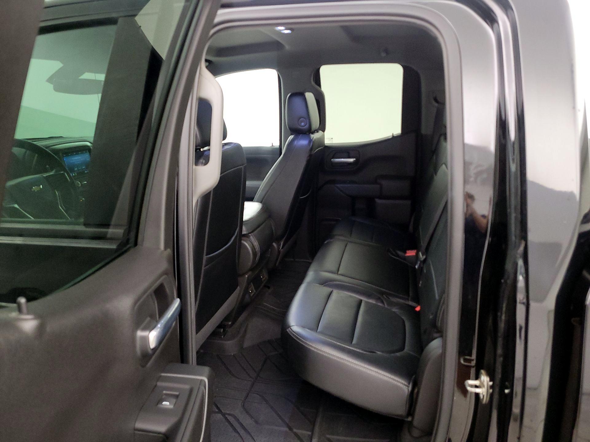 Thumbnail: 2020 Chevrolet Silverado 1500 - 19